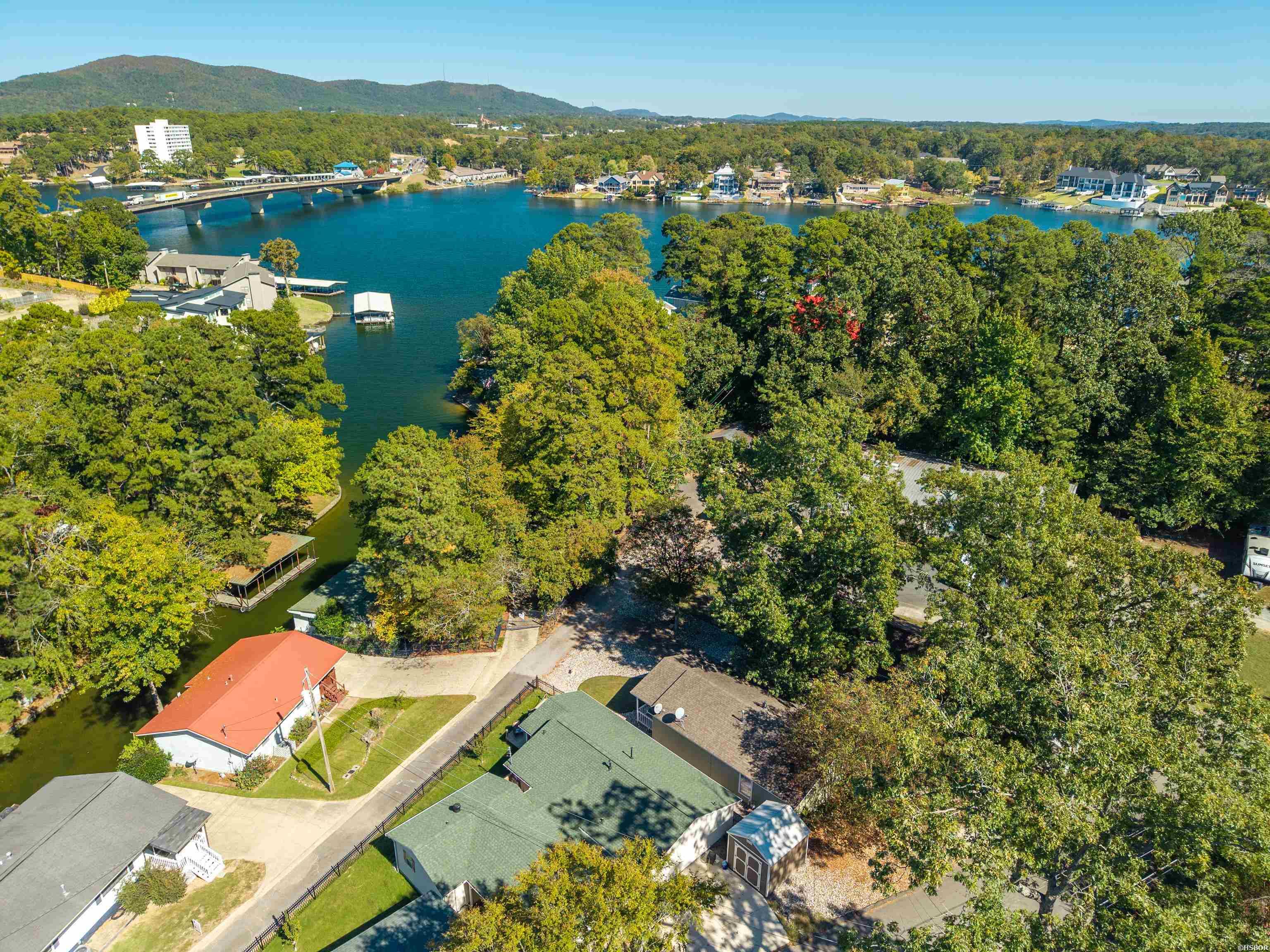207 KLEINSHORE Road