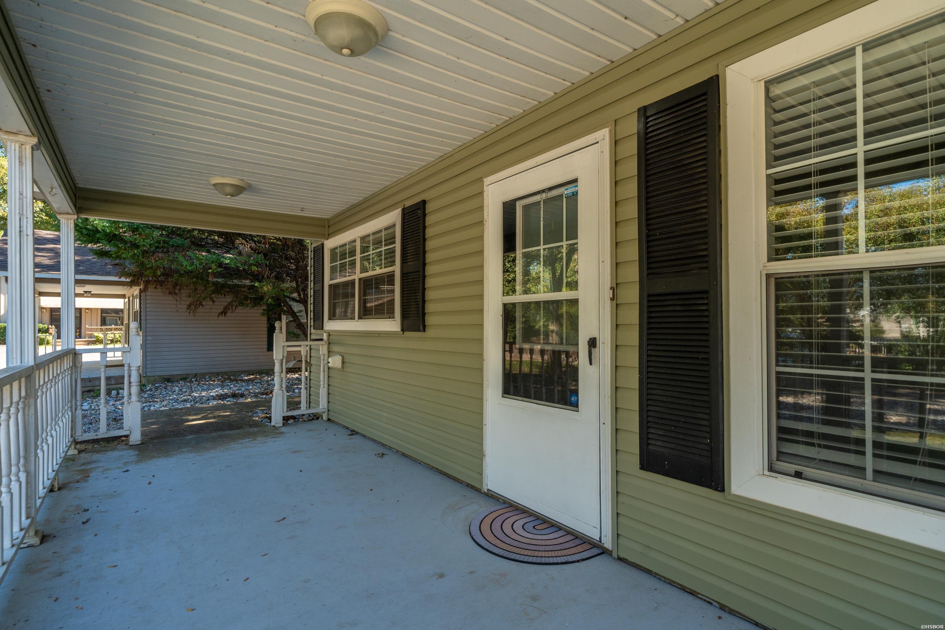 207 KLEINSHORE Road