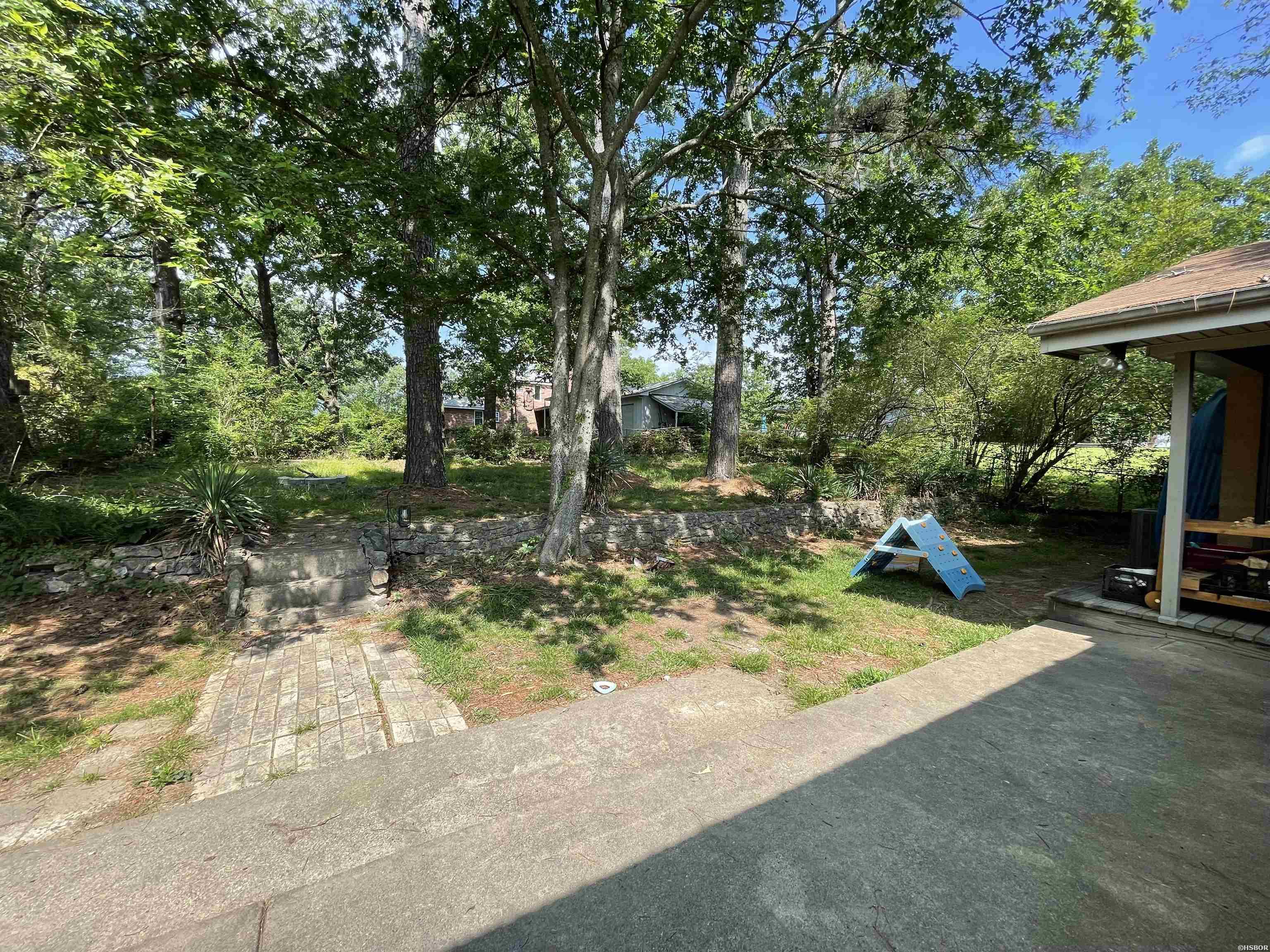 207 SOUTHGATE Street