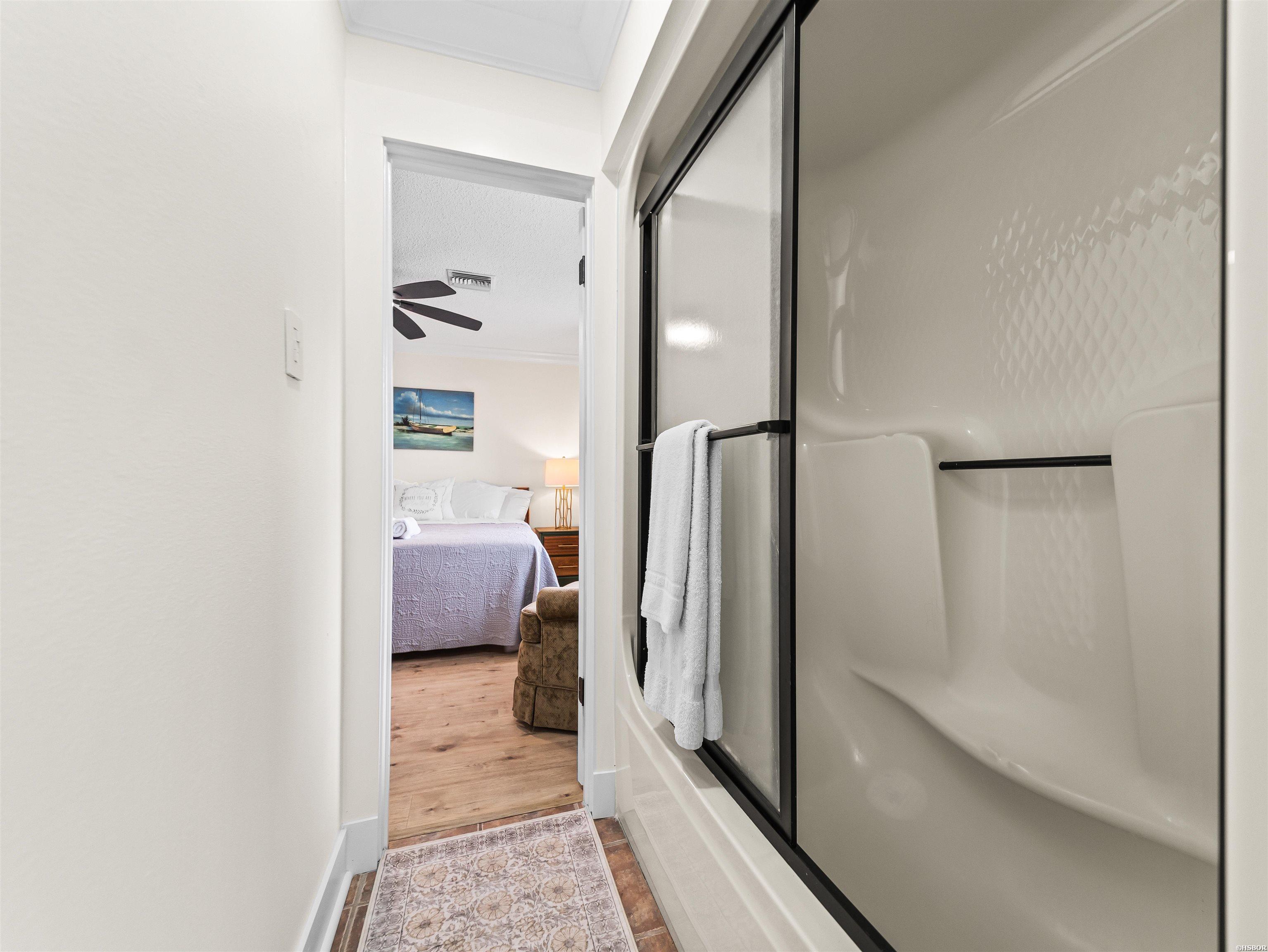 5371 CENTRAL Unit: 6L