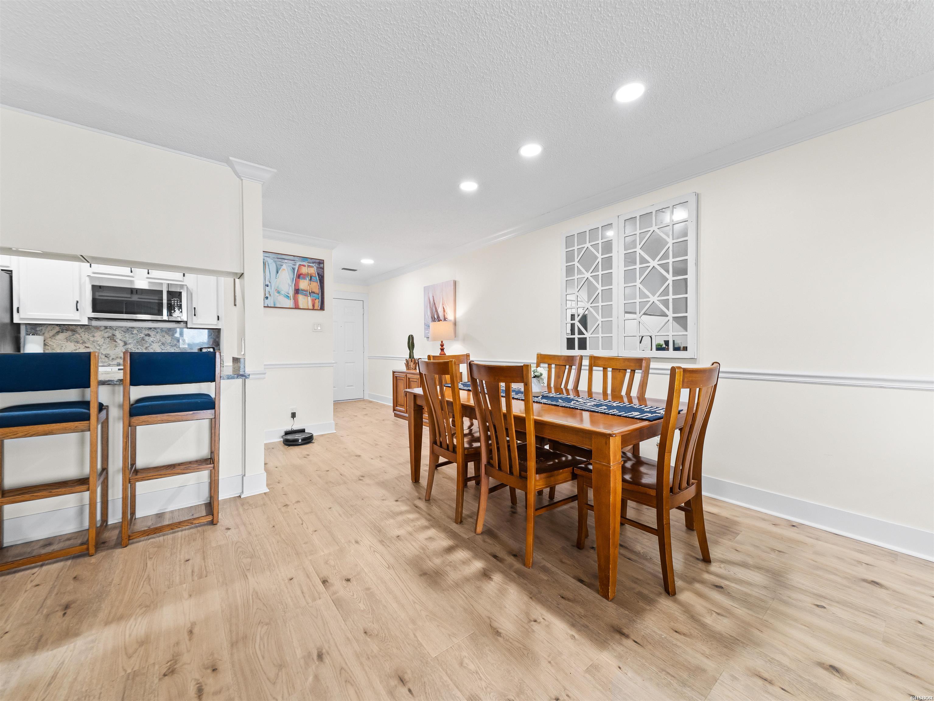 5371 CENTRAL Unit: 6L