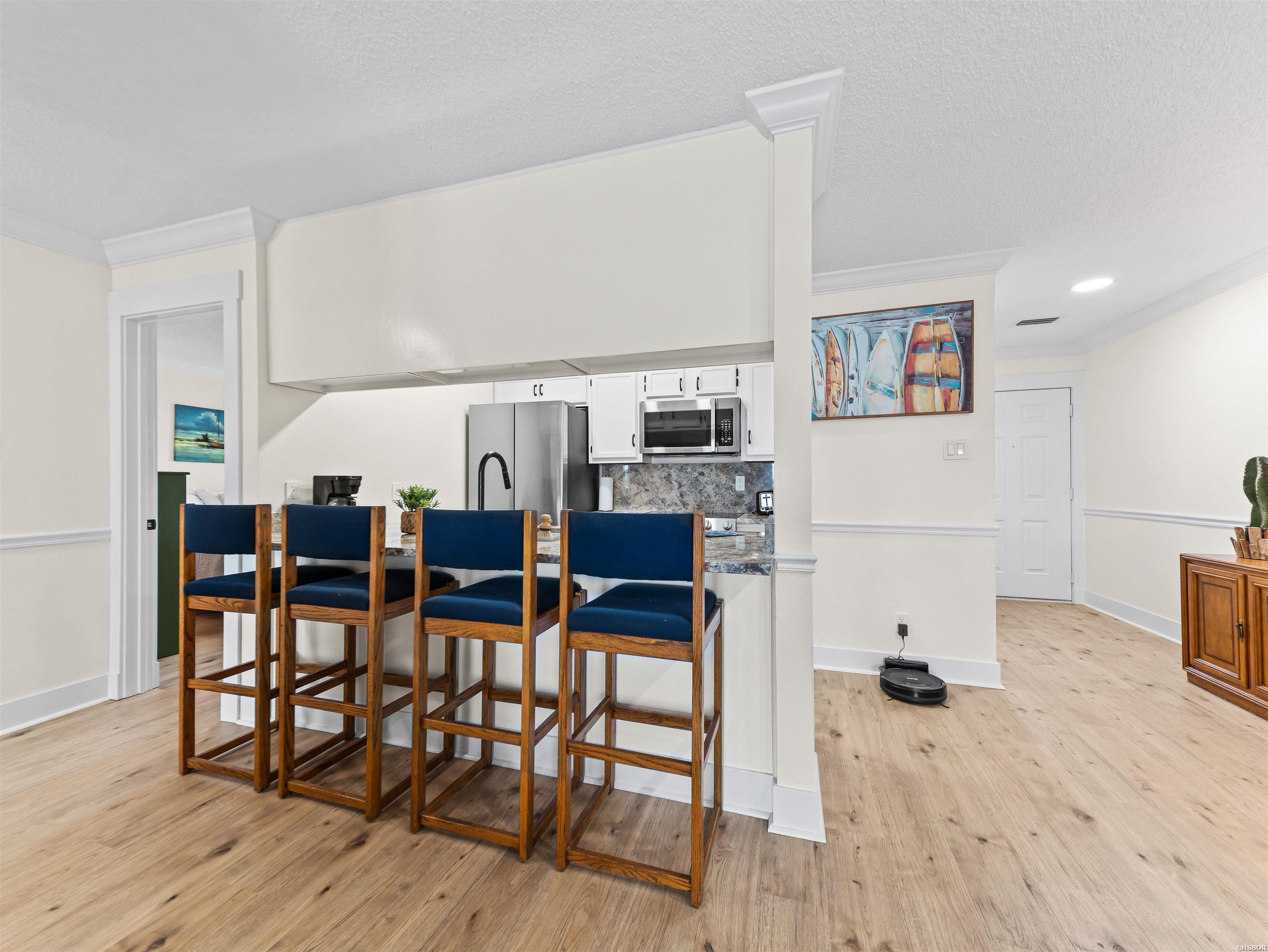5371 CENTRAL Unit: 6L