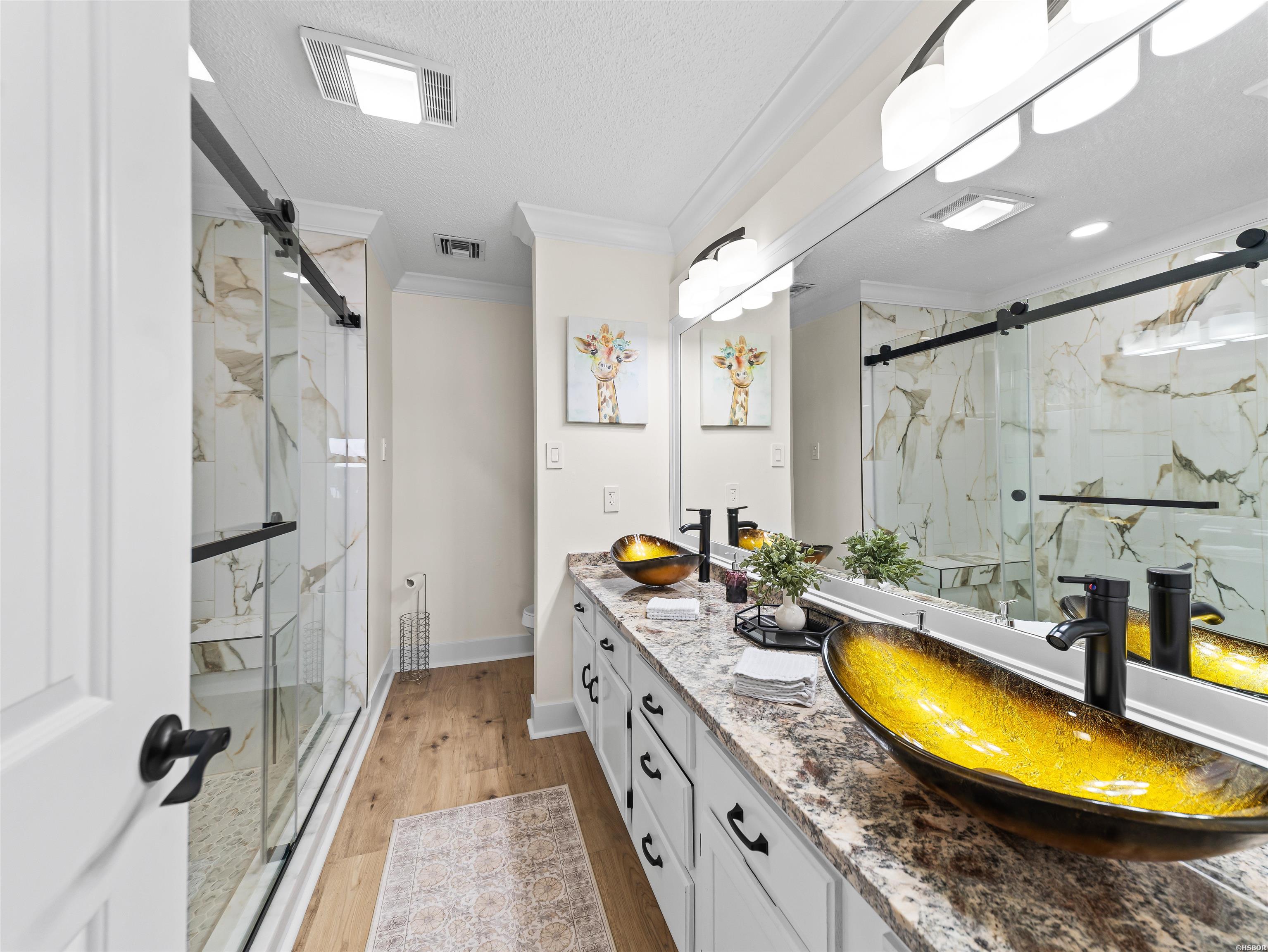 5371 CENTRAL Unit: 6L