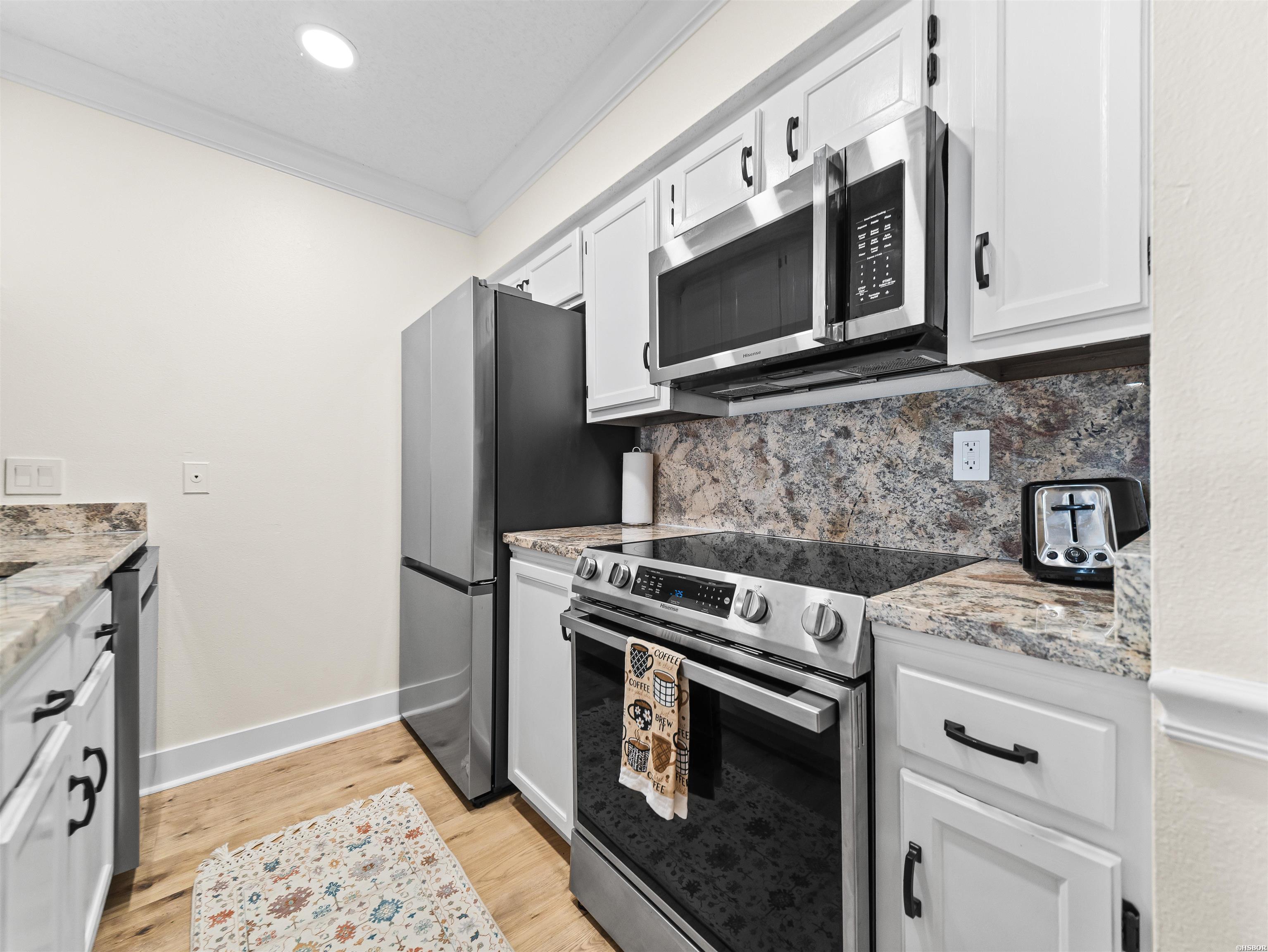 5371 CENTRAL Unit: 6L