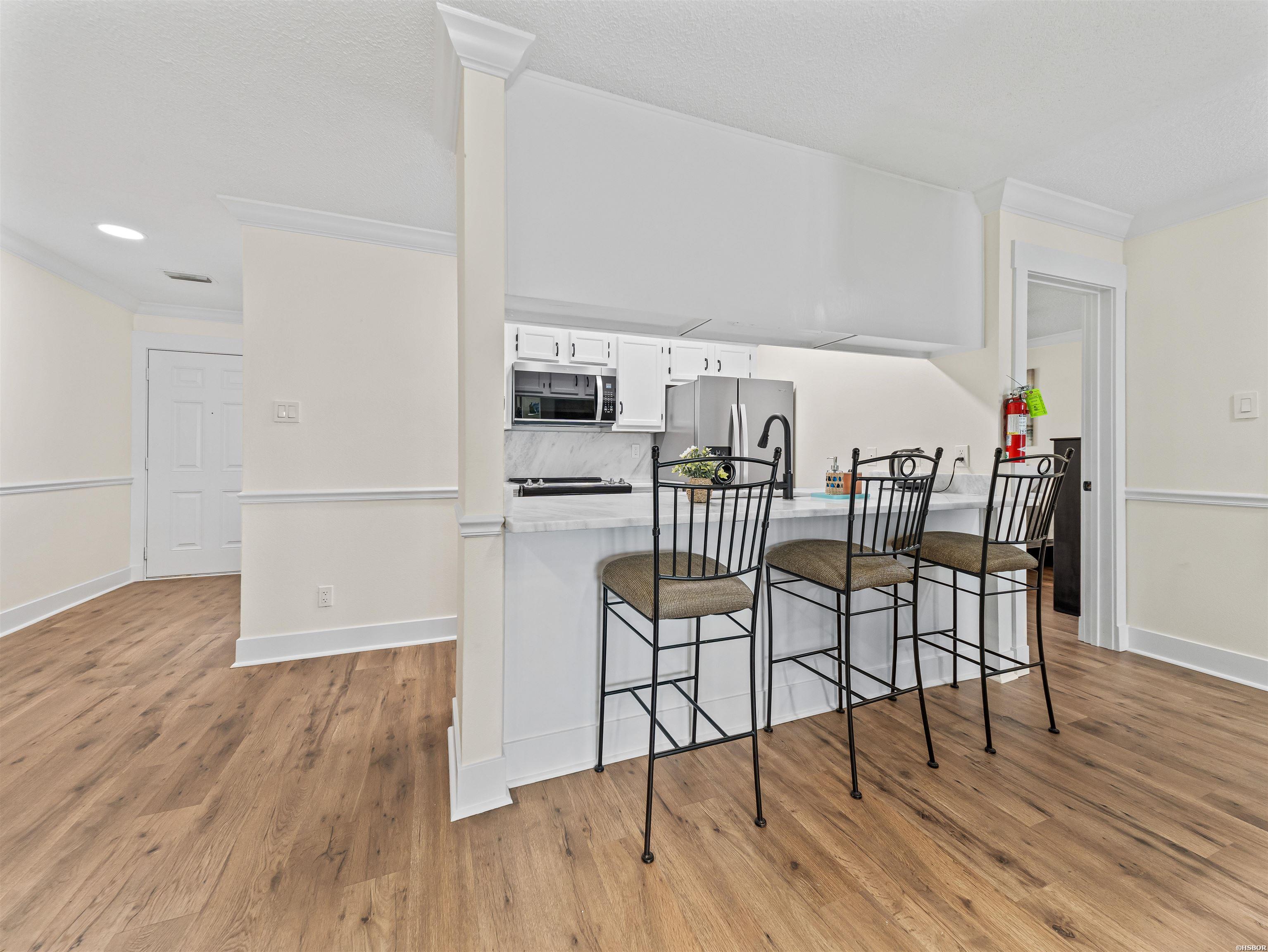 5371 CENTRAL Unit: 6I