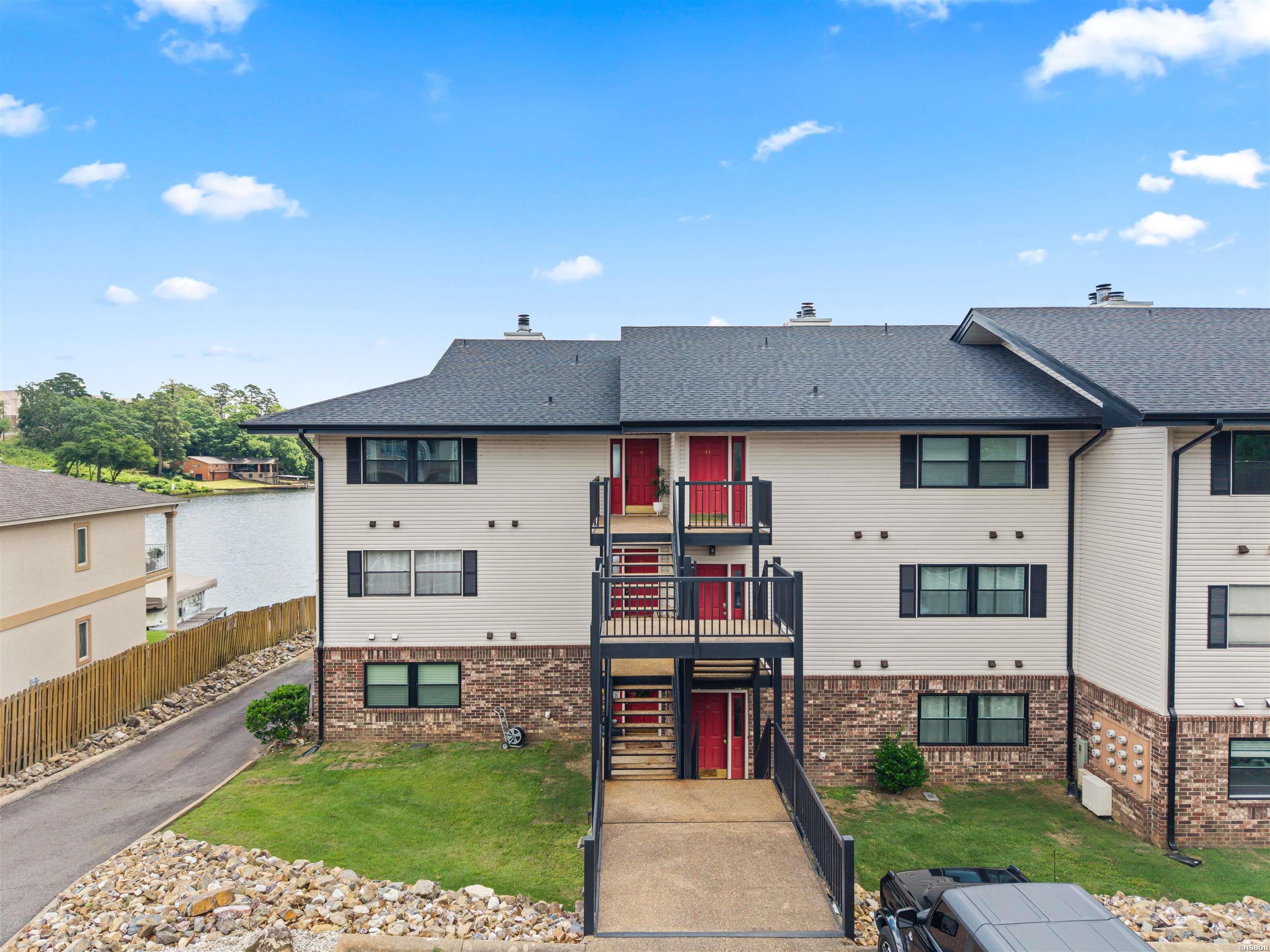 5371 CENTRAL Unit: 6I