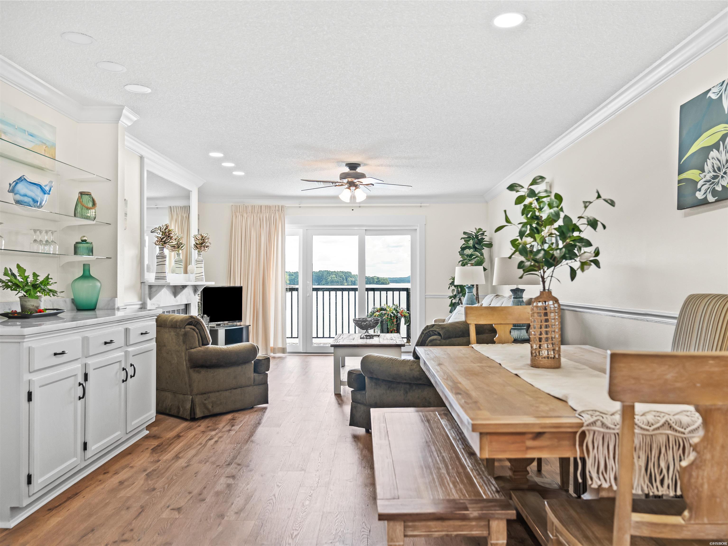 5371 CENTRAL Unit: 6I