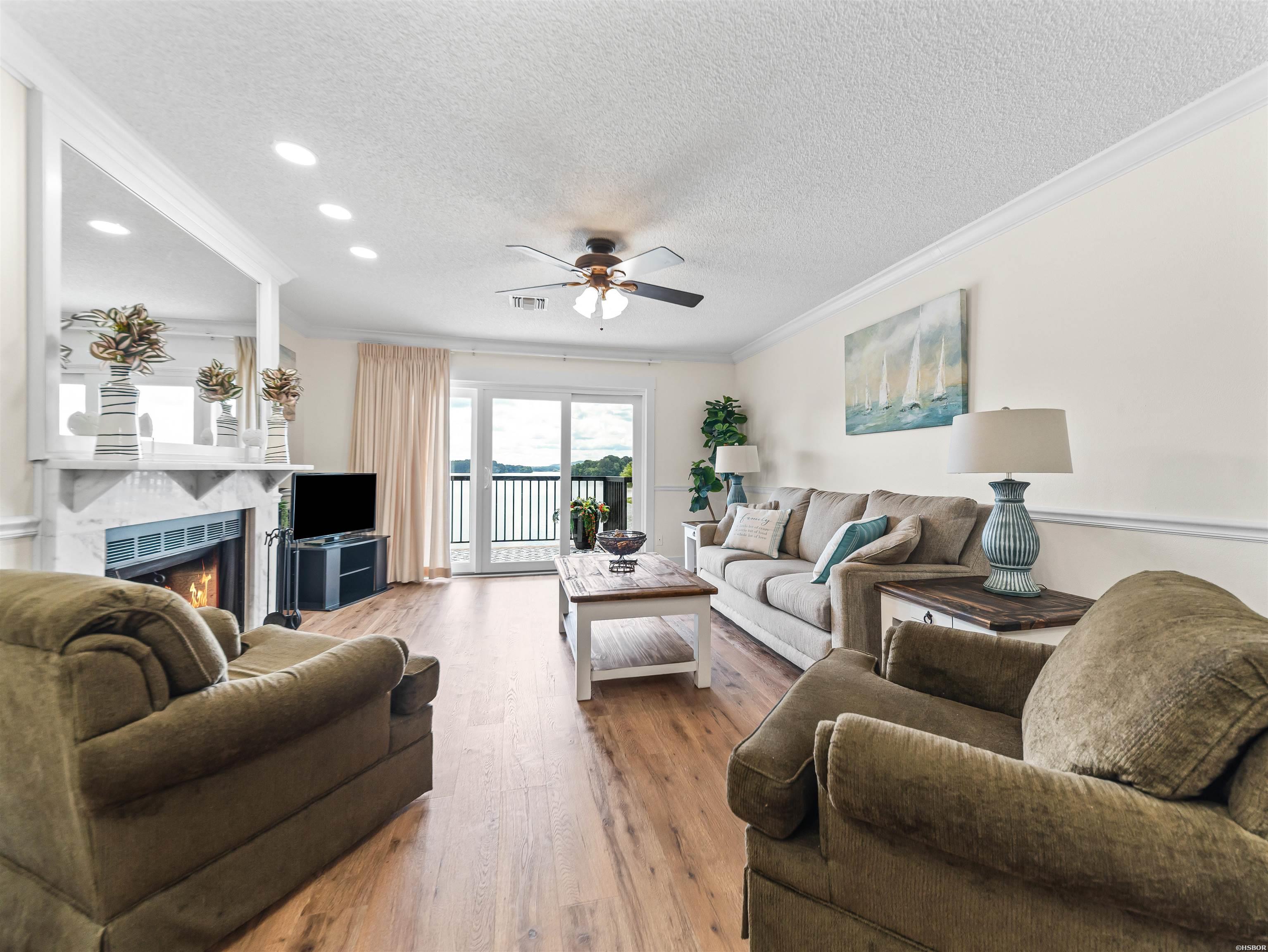 5371 CENTRAL Unit: 6I