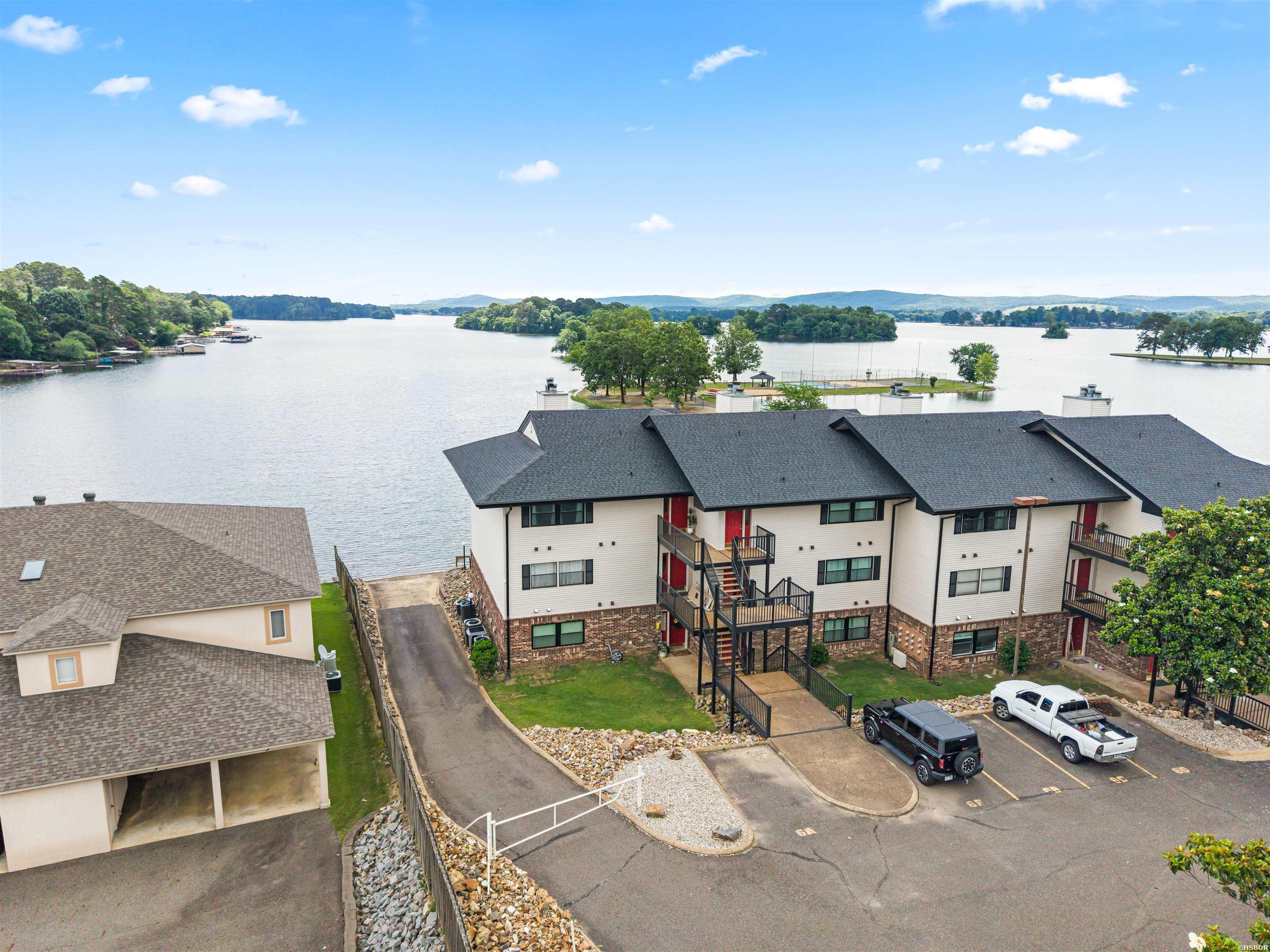 5371 CENTRAL Unit: 6I
