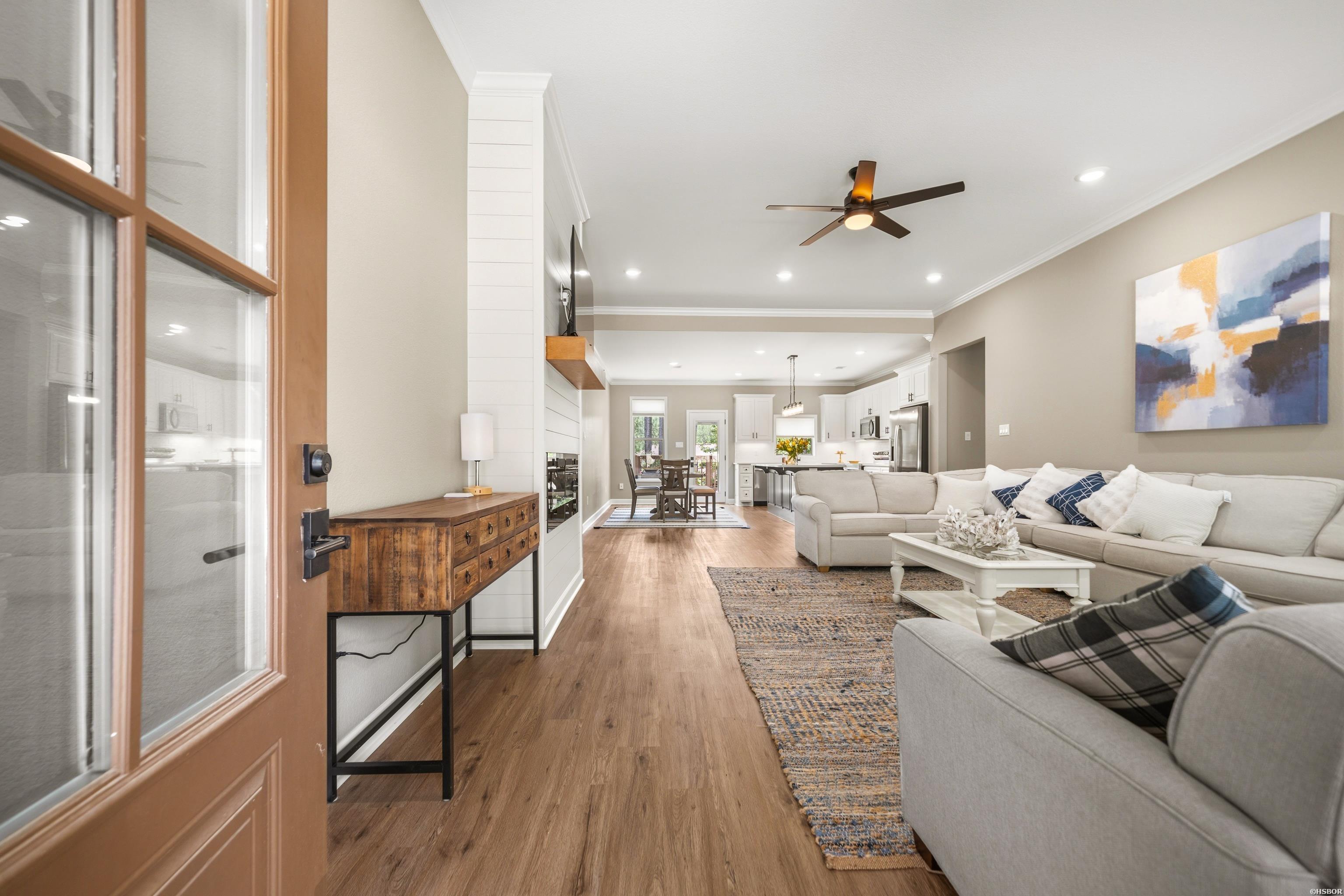 333 MADERAS Drive