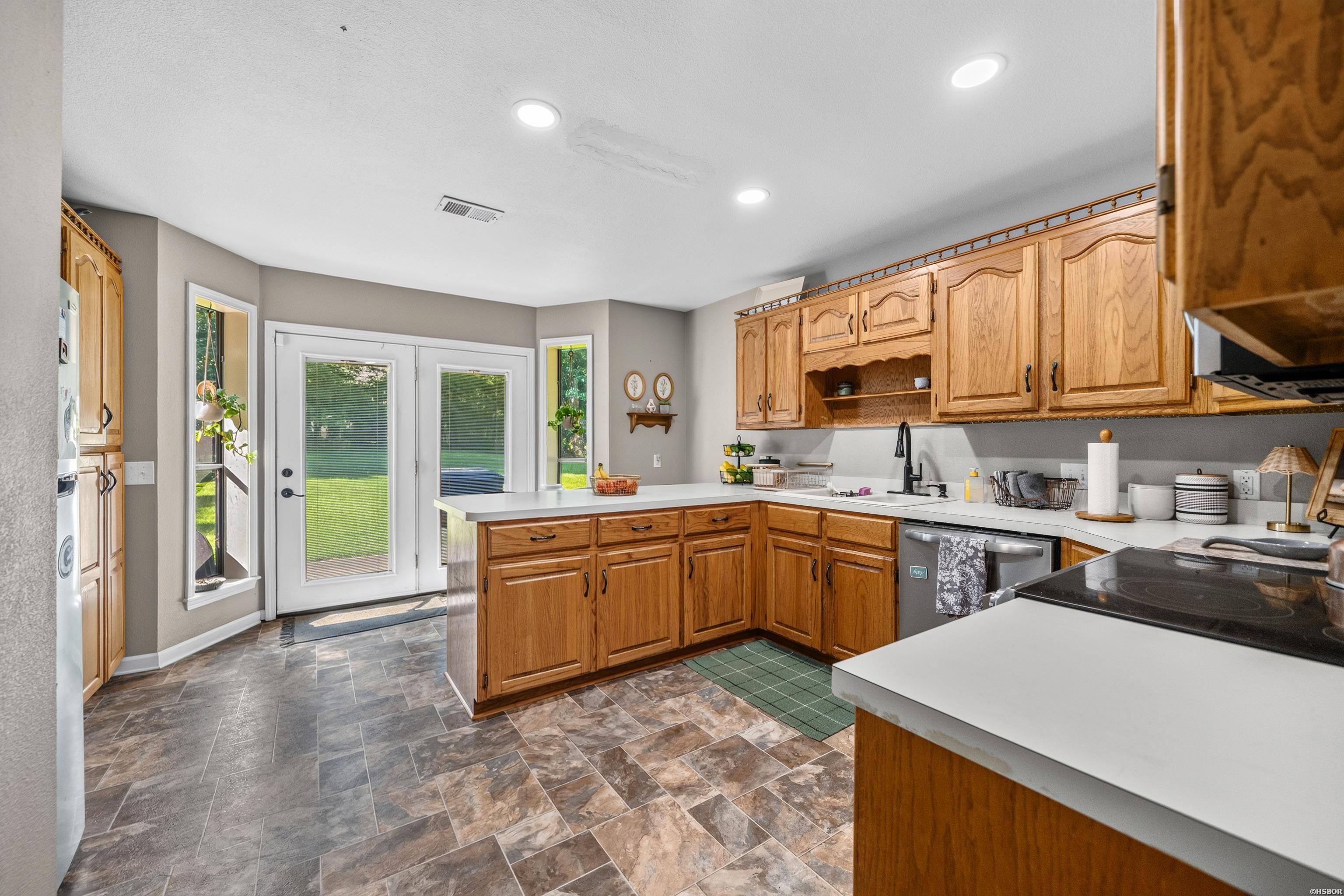 197 JACKSON MANOR Court