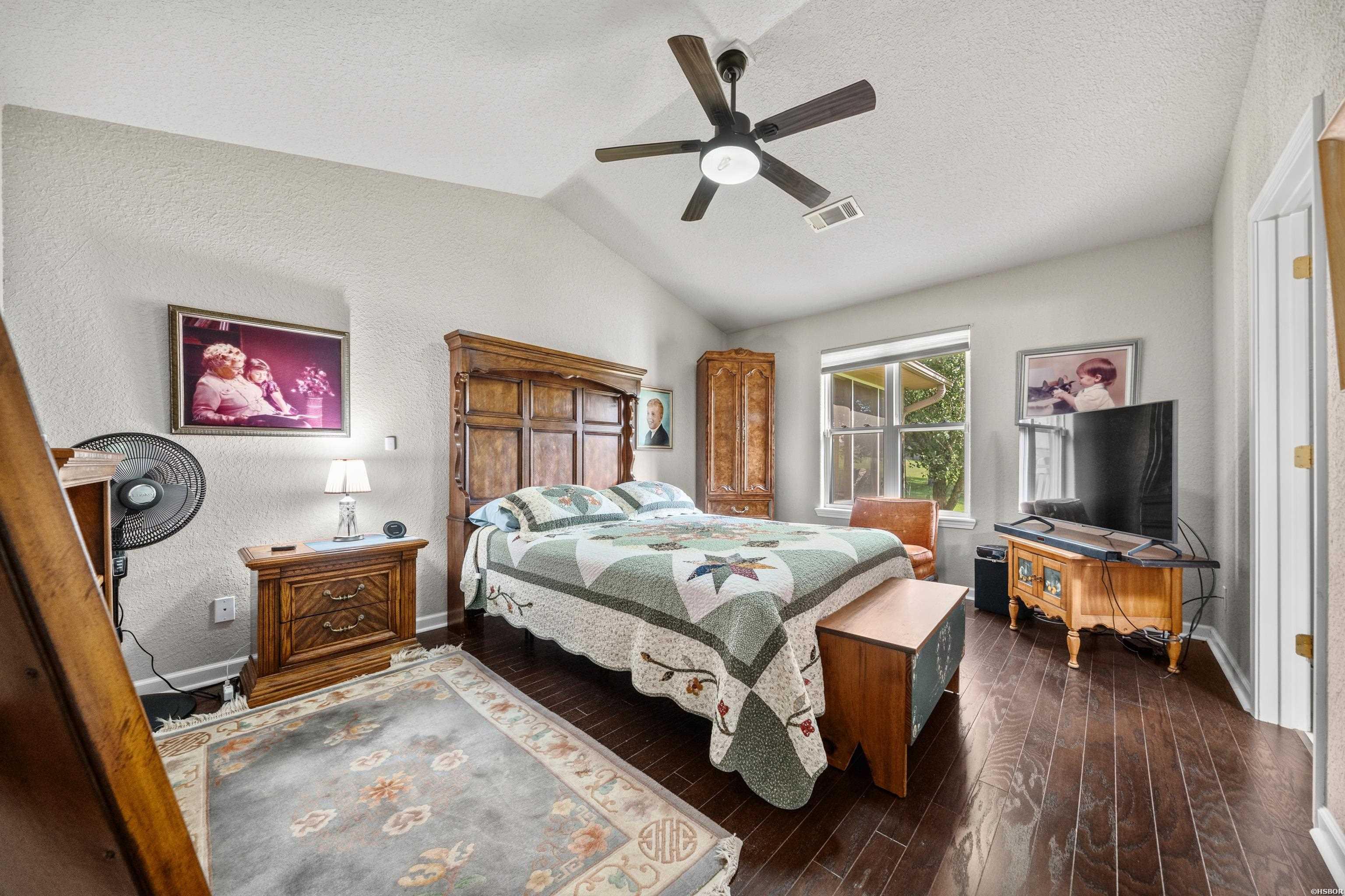 121 RALEY Lane