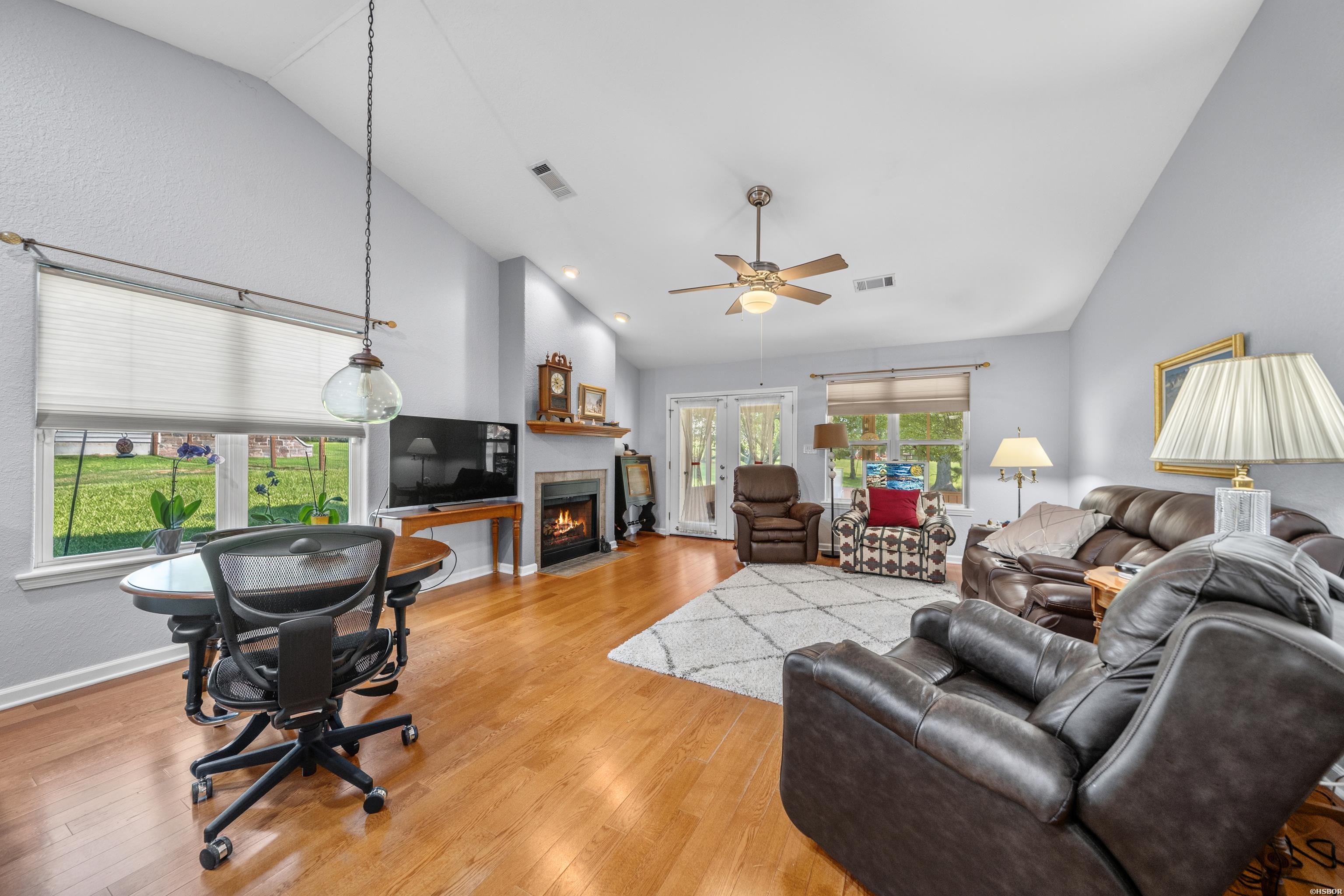 121 RALEY Lane
