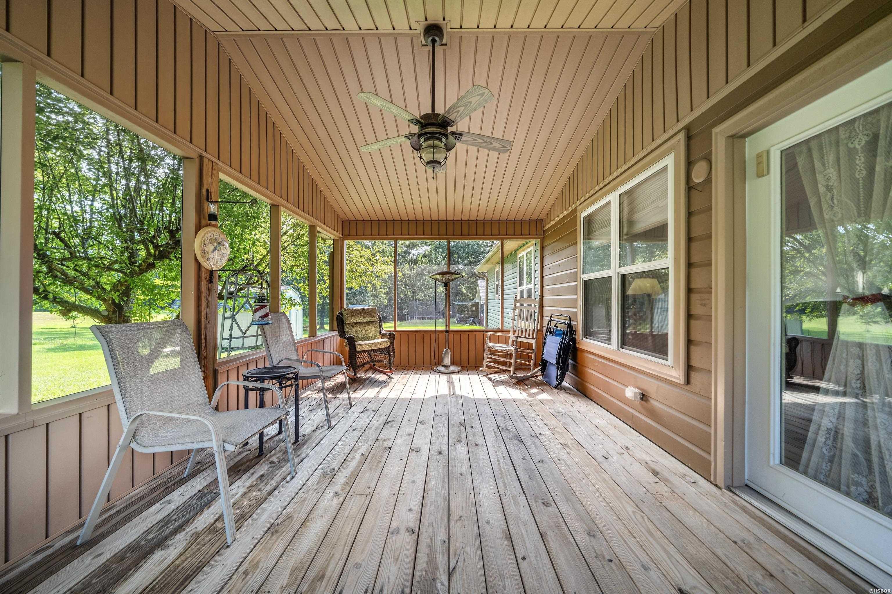 121 RALEY Lane