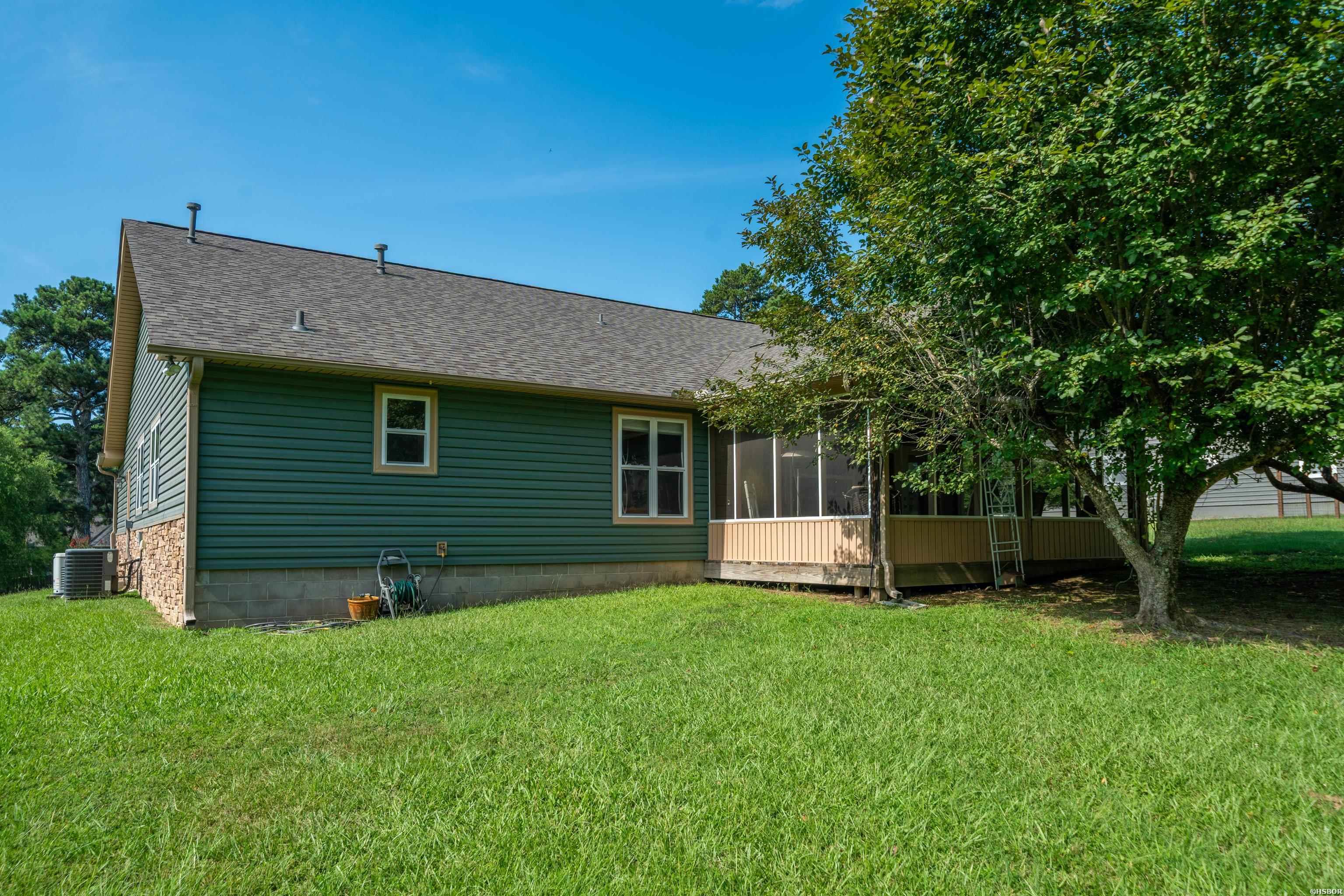 121 RALEY Lane