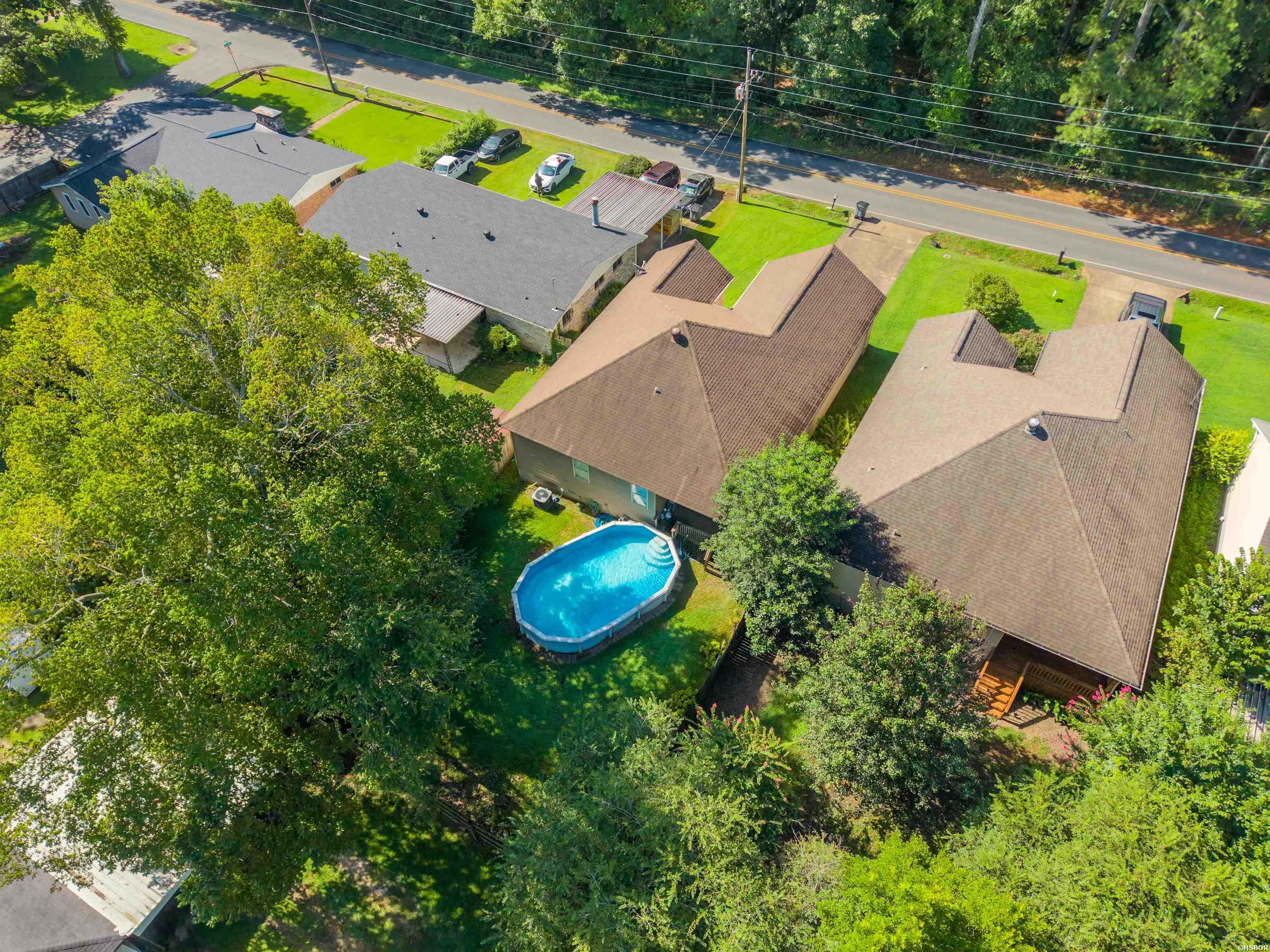 307 LAKESIDE Road