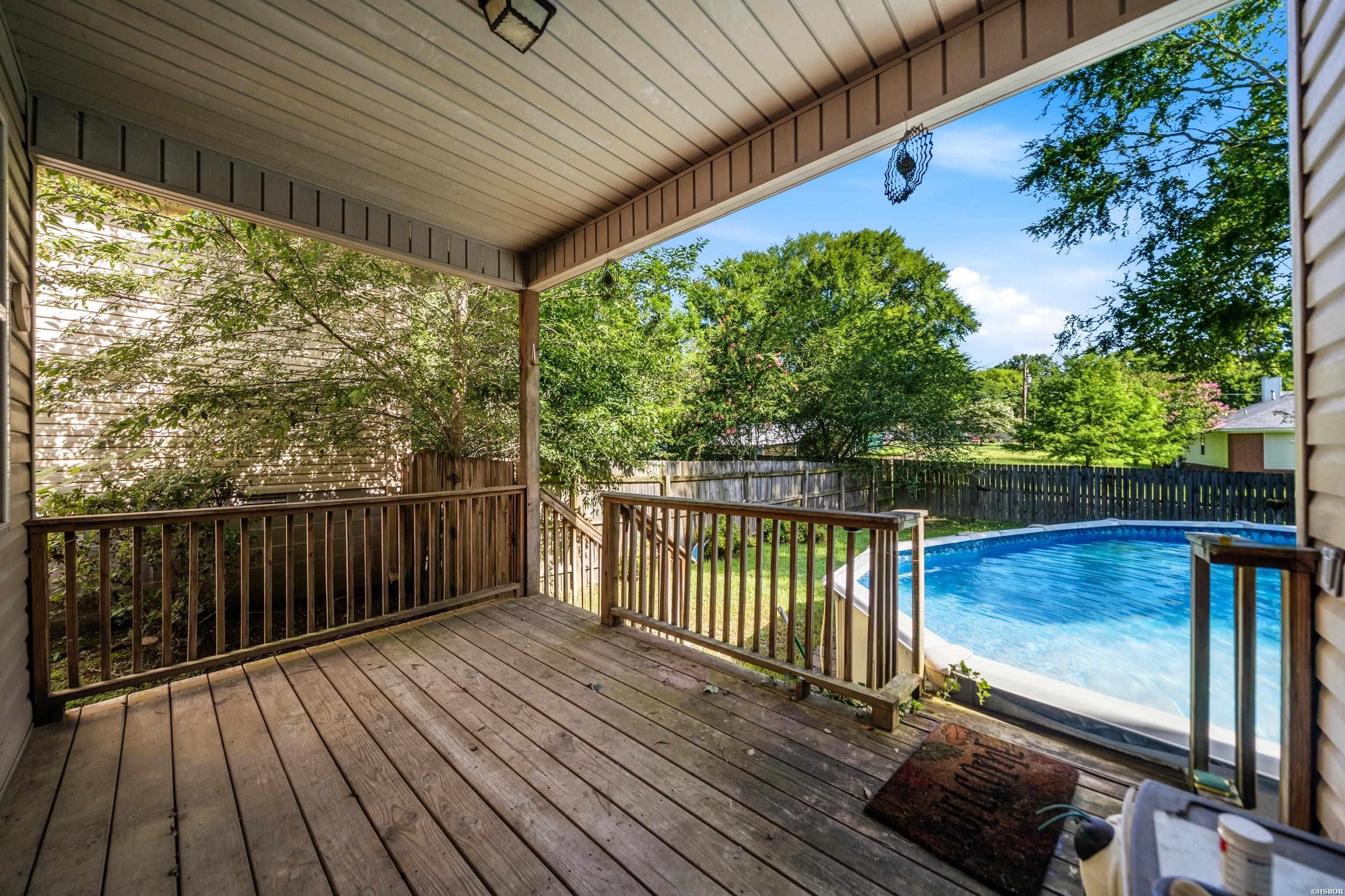 307 LAKESIDE Road