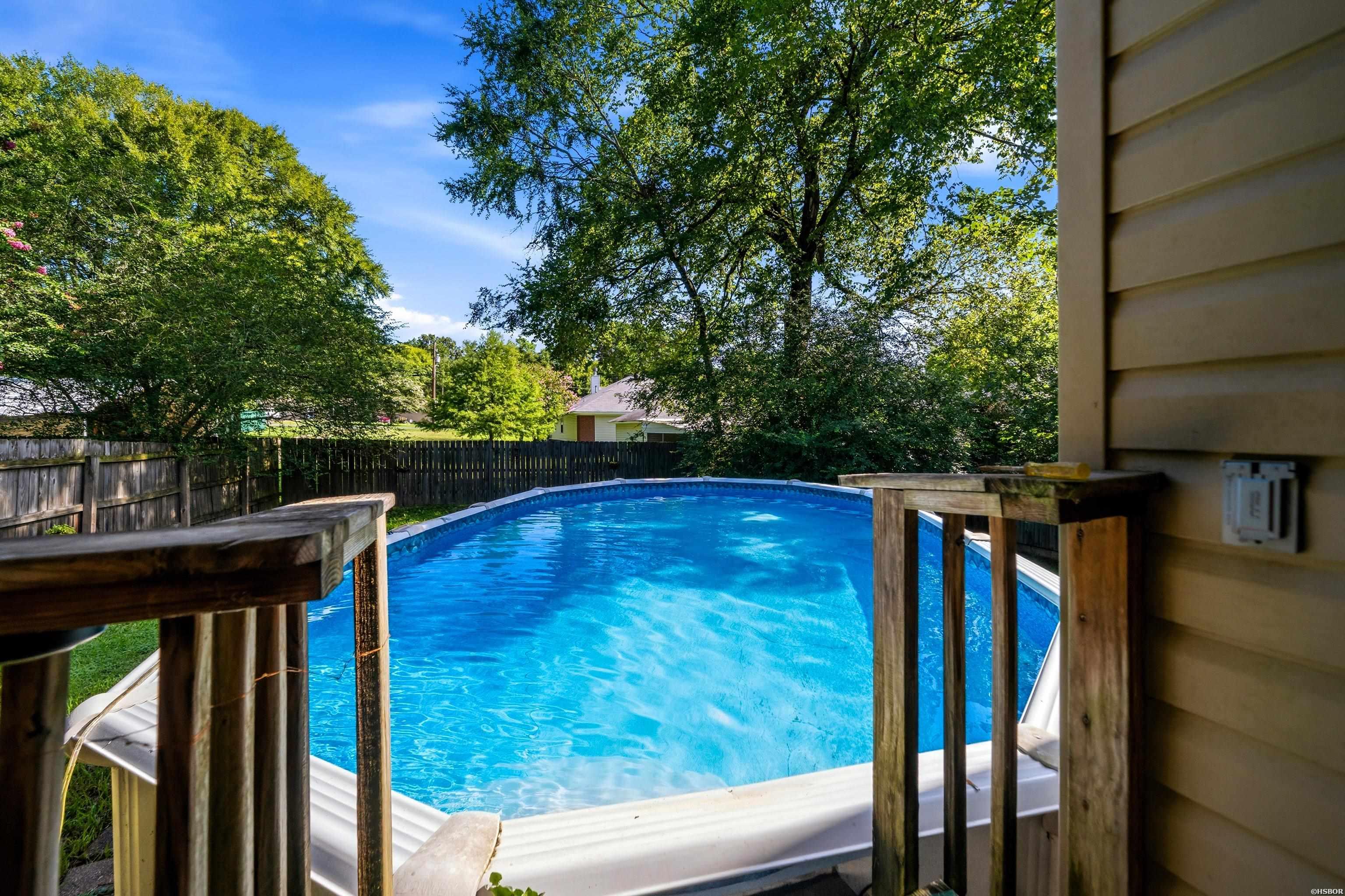 307 LAKESIDE Road