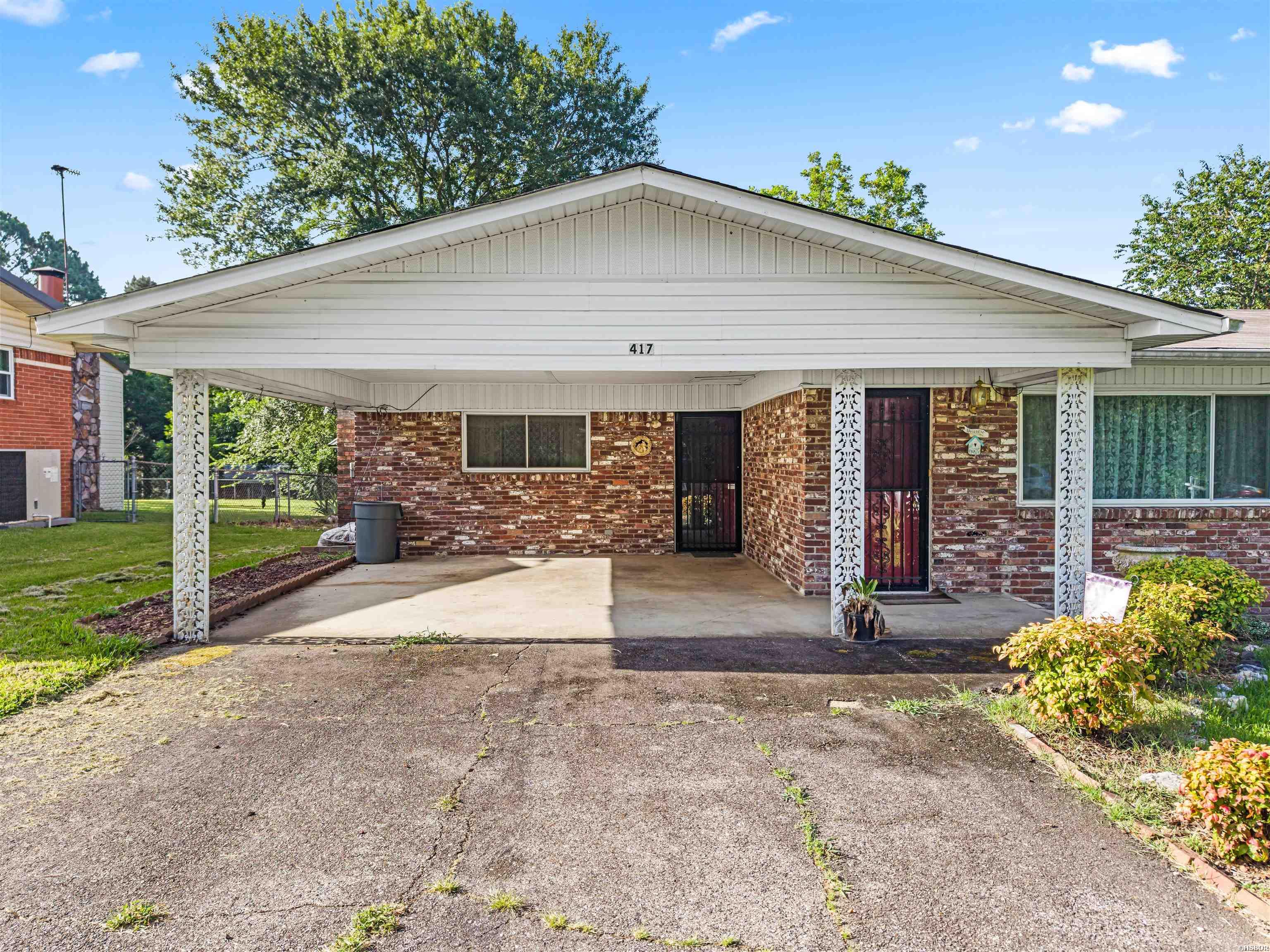 417 LAKESHORE Drive