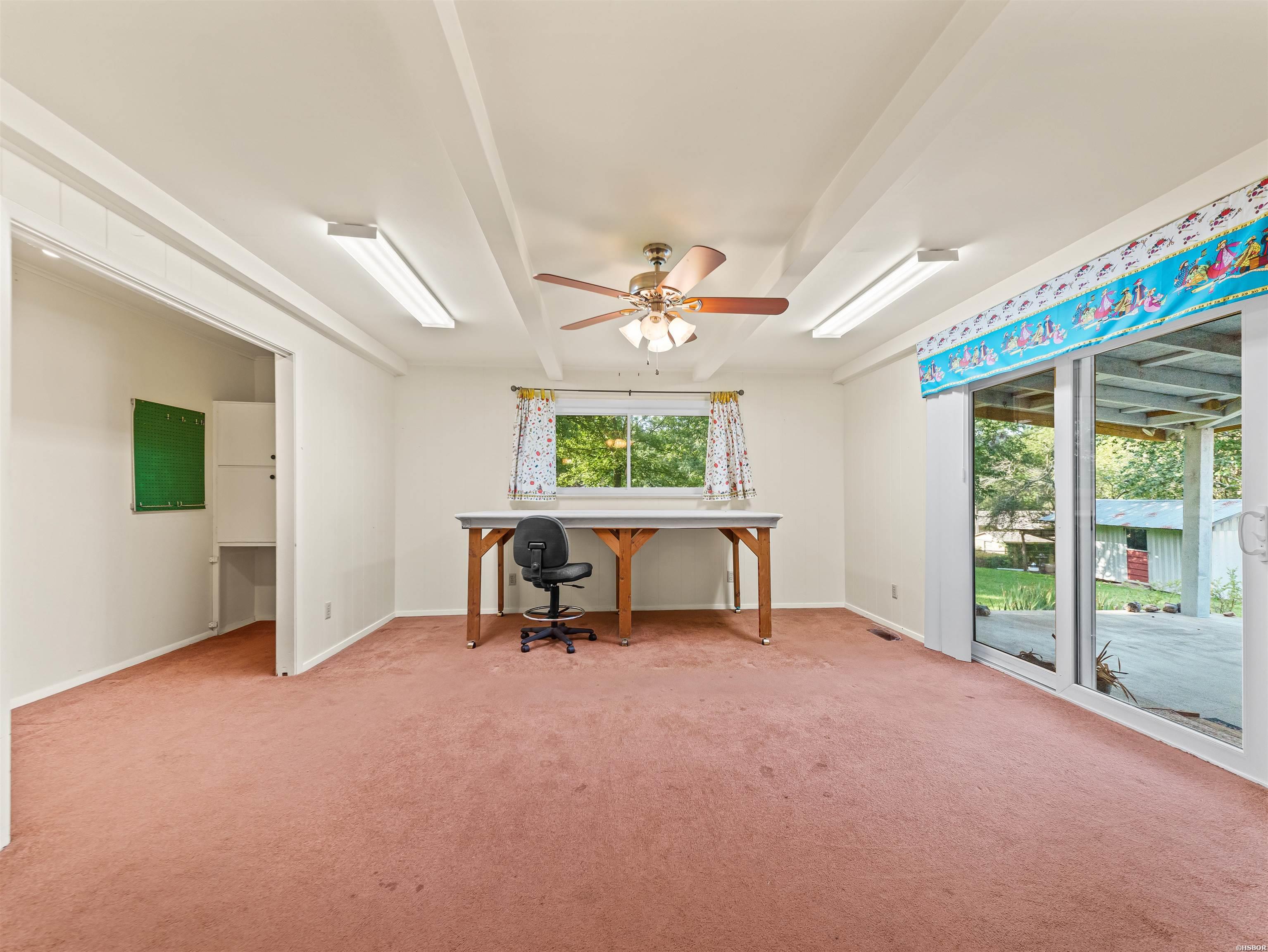 417 LAKESHORE Drive