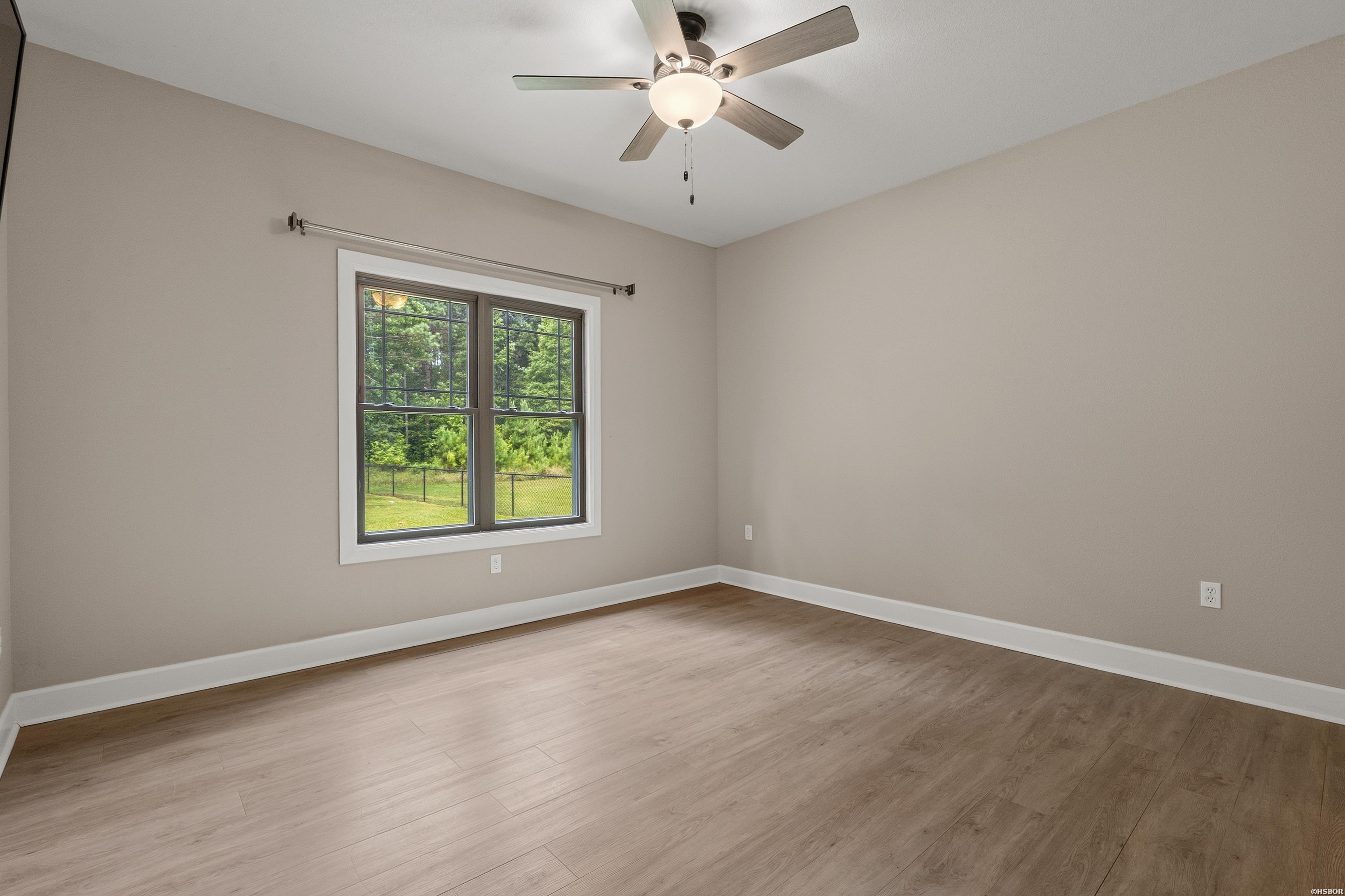 16 PARADISE Circle