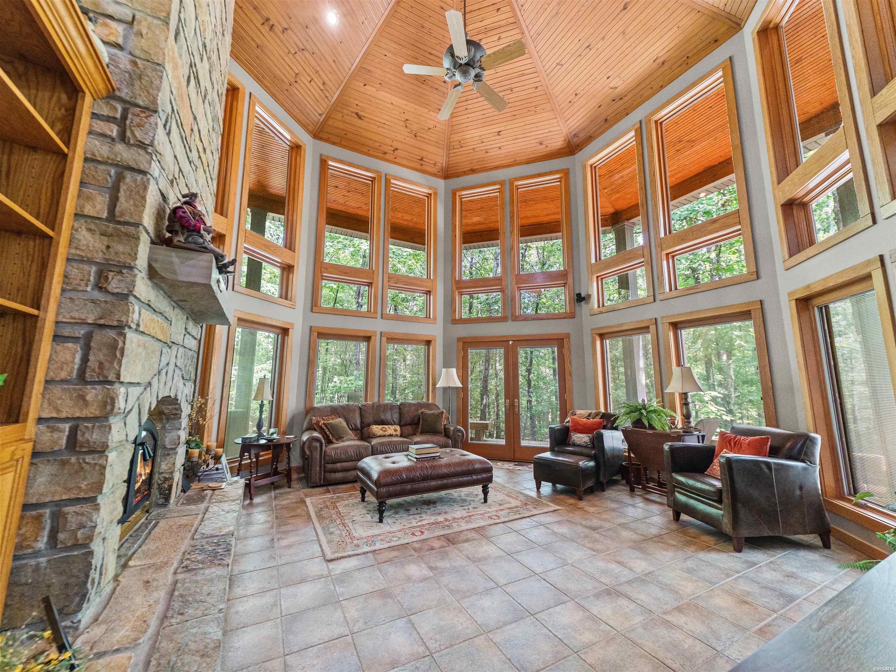 163 QUAIL RUN Lane
