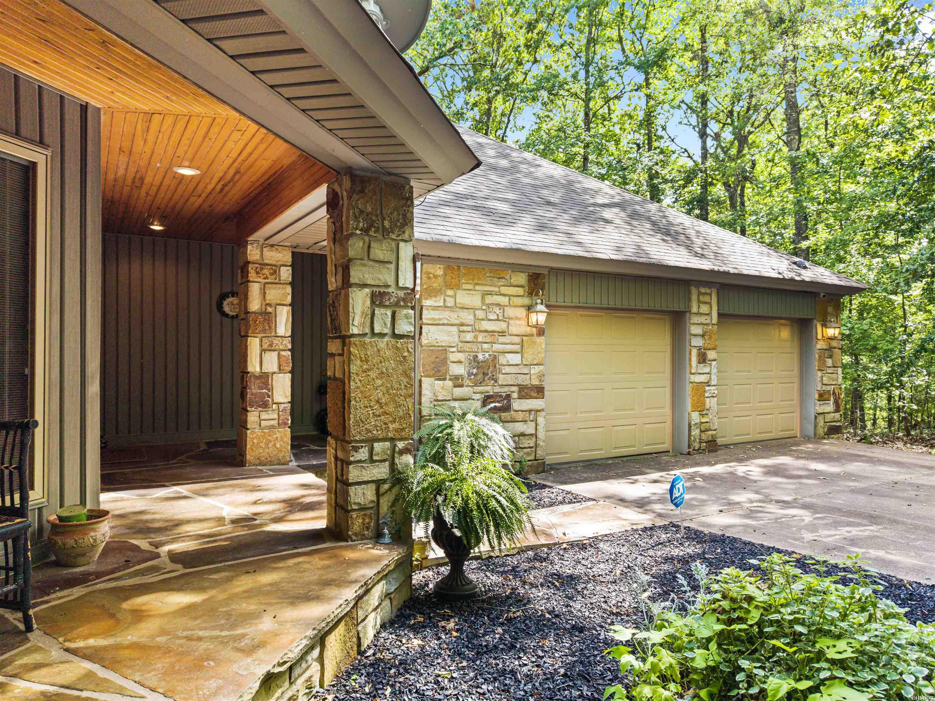 163 QUAIL RUN Lane