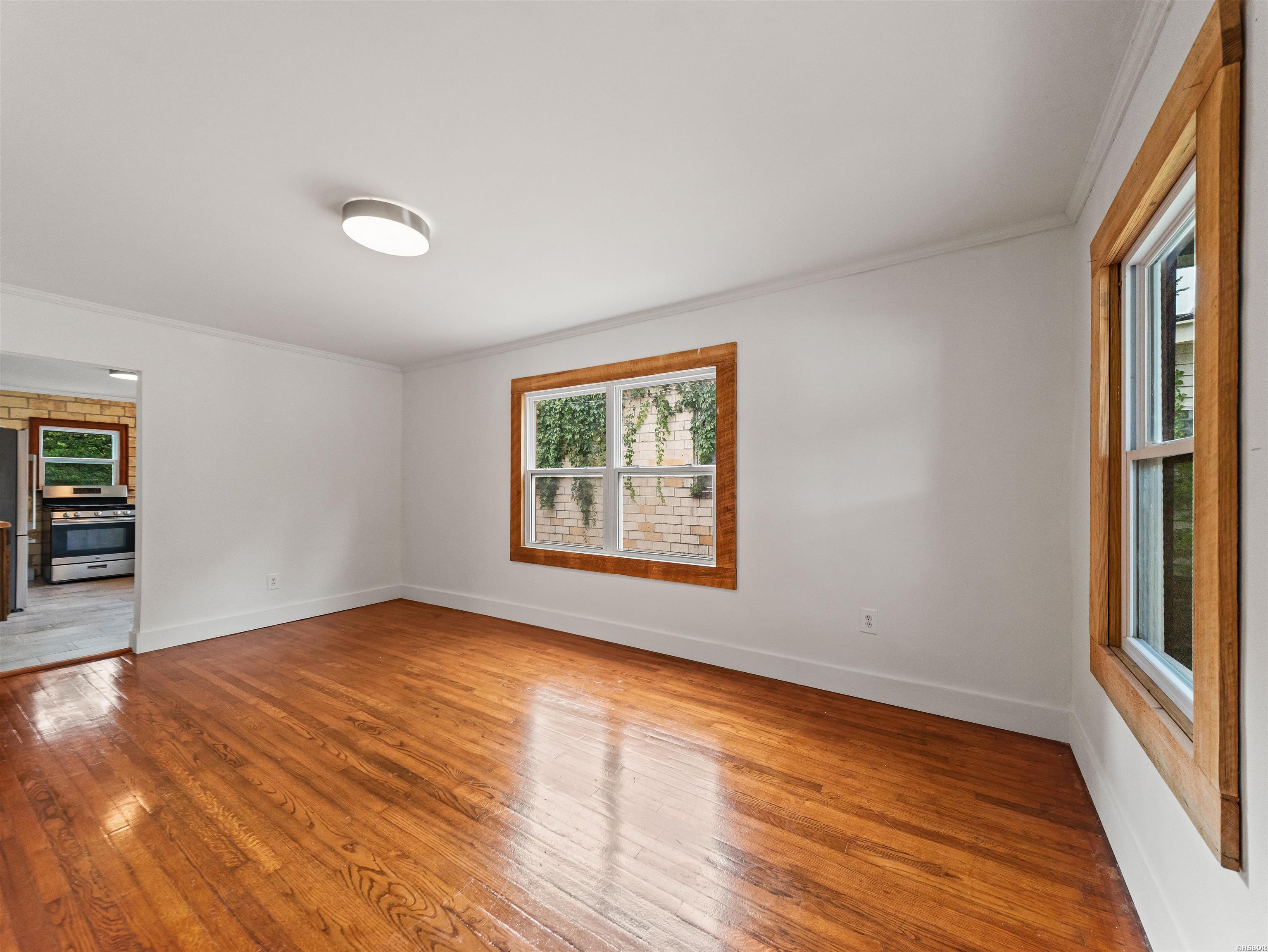111 GREENWAY Street