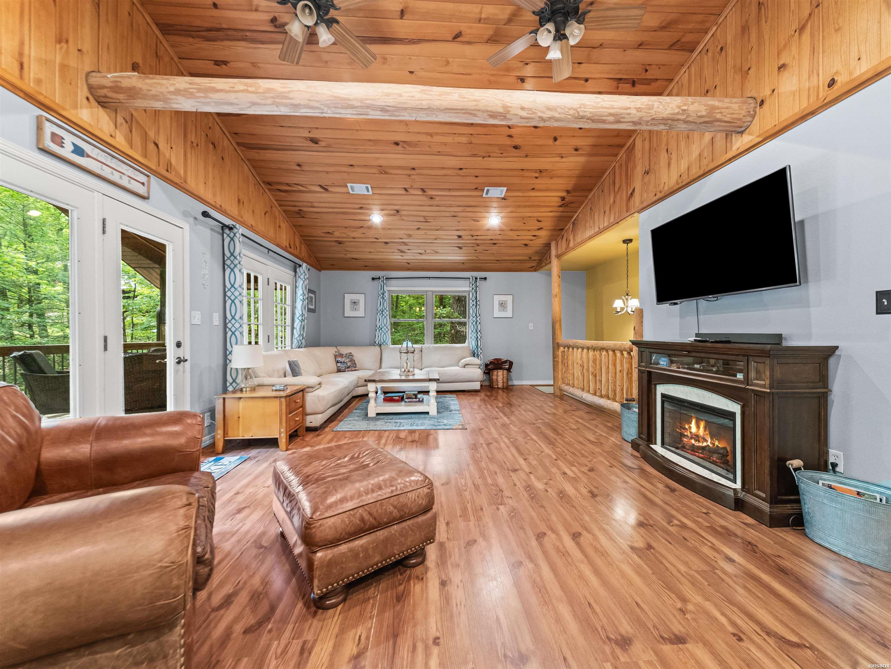 61 MUSCADINE Lane