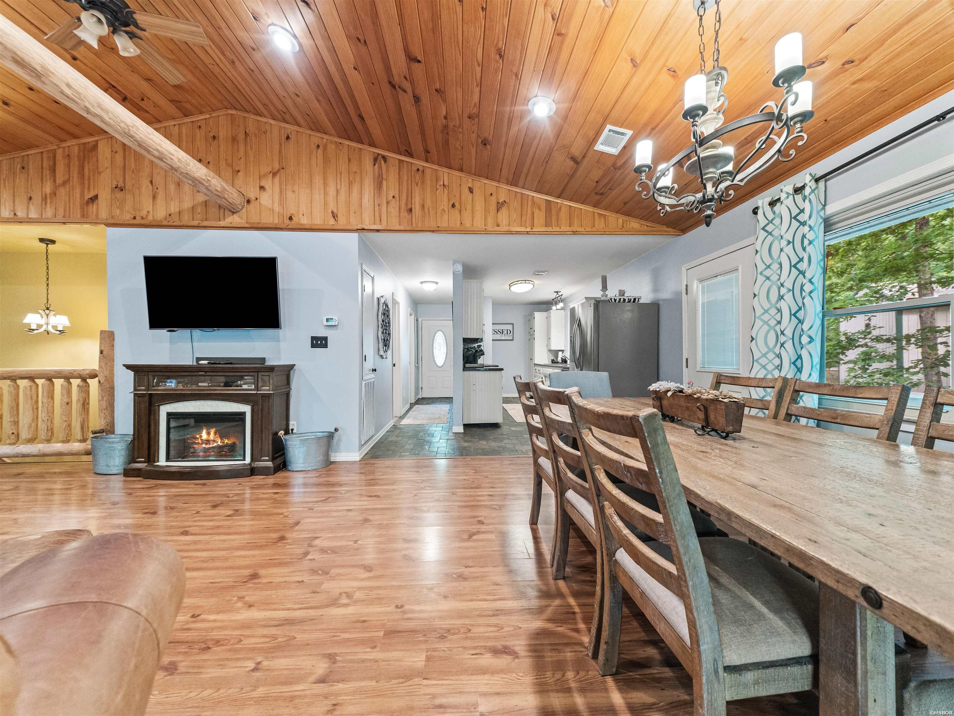 61 MUSCADINE Lane