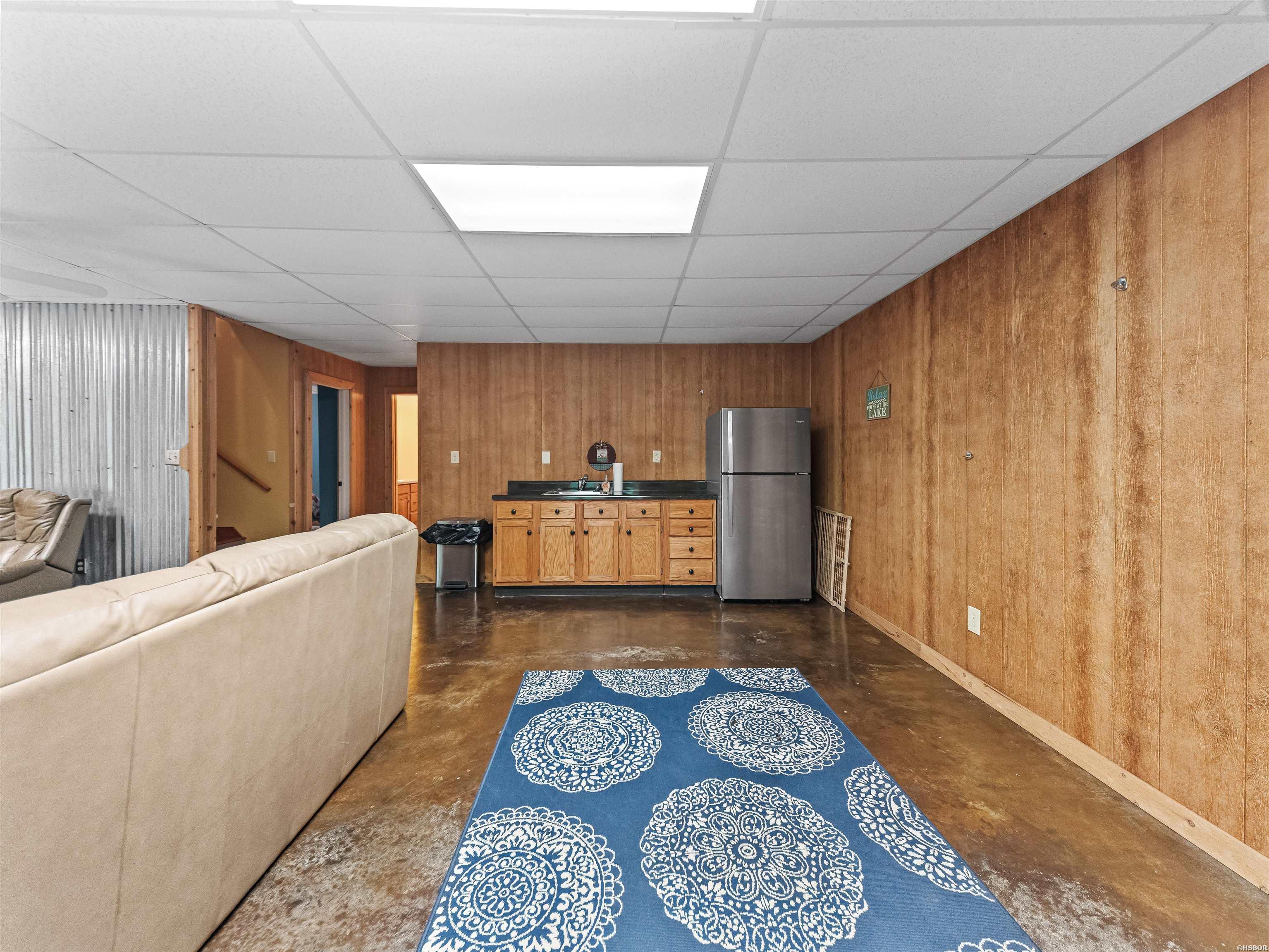 61 MUSCADINE Lane