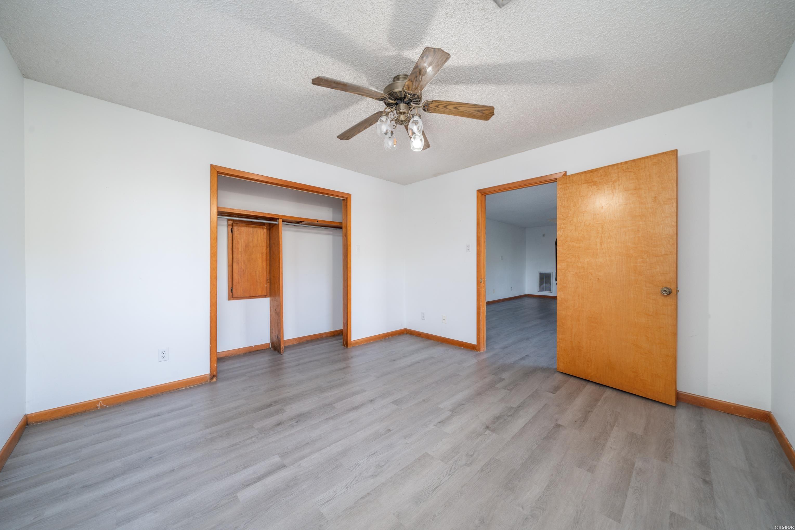 1208 TWIN POINTS Road