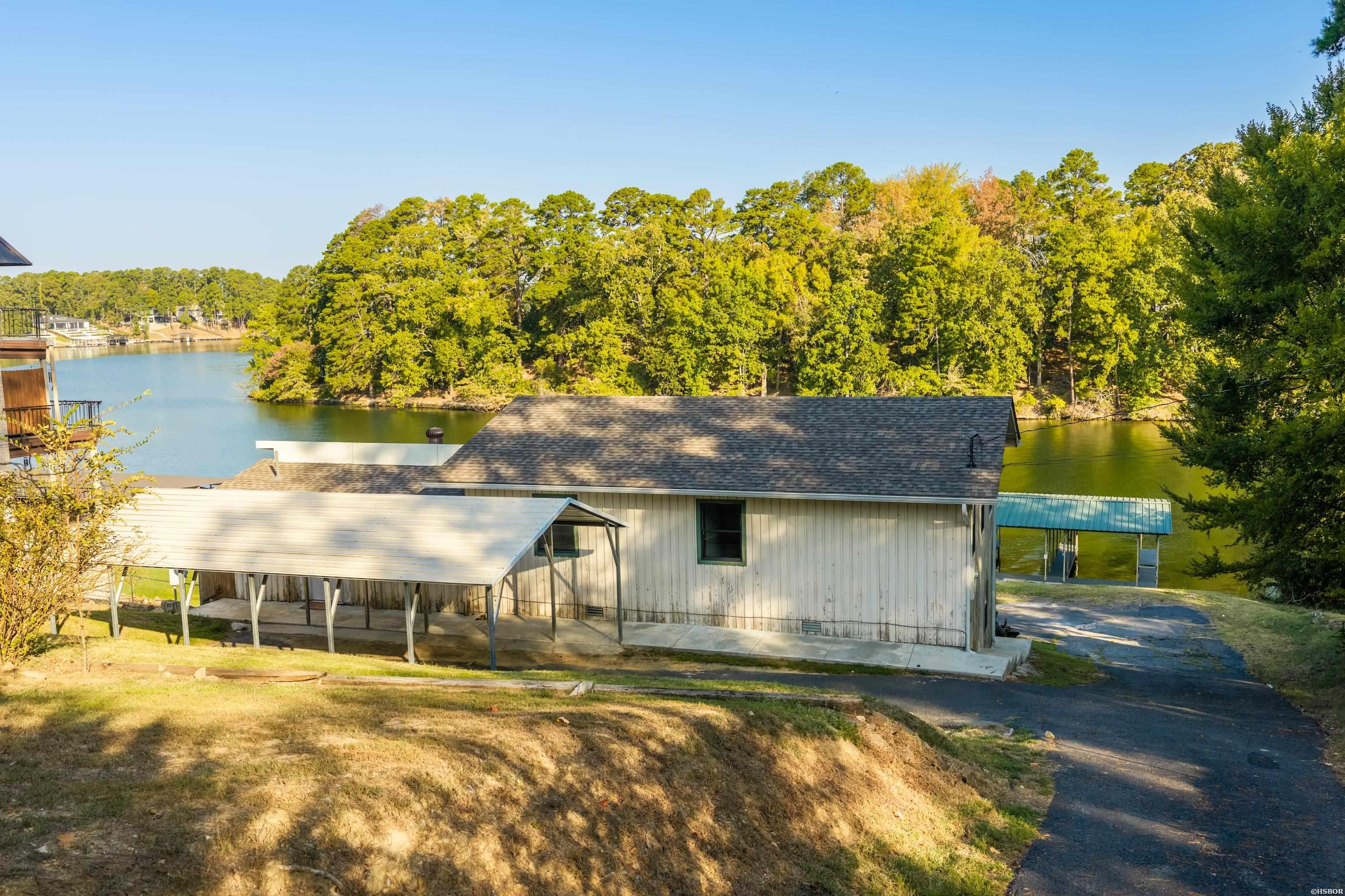 1208 TWIN POINTS Road