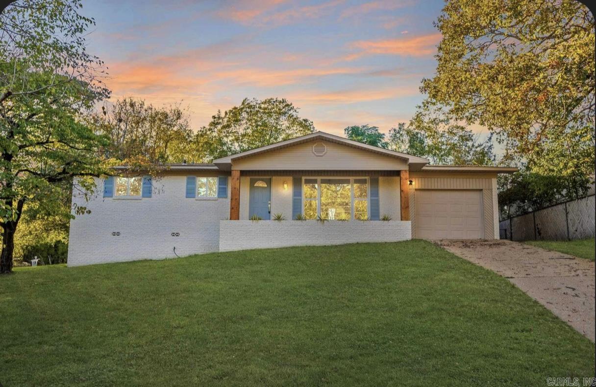 102 Azalea Place