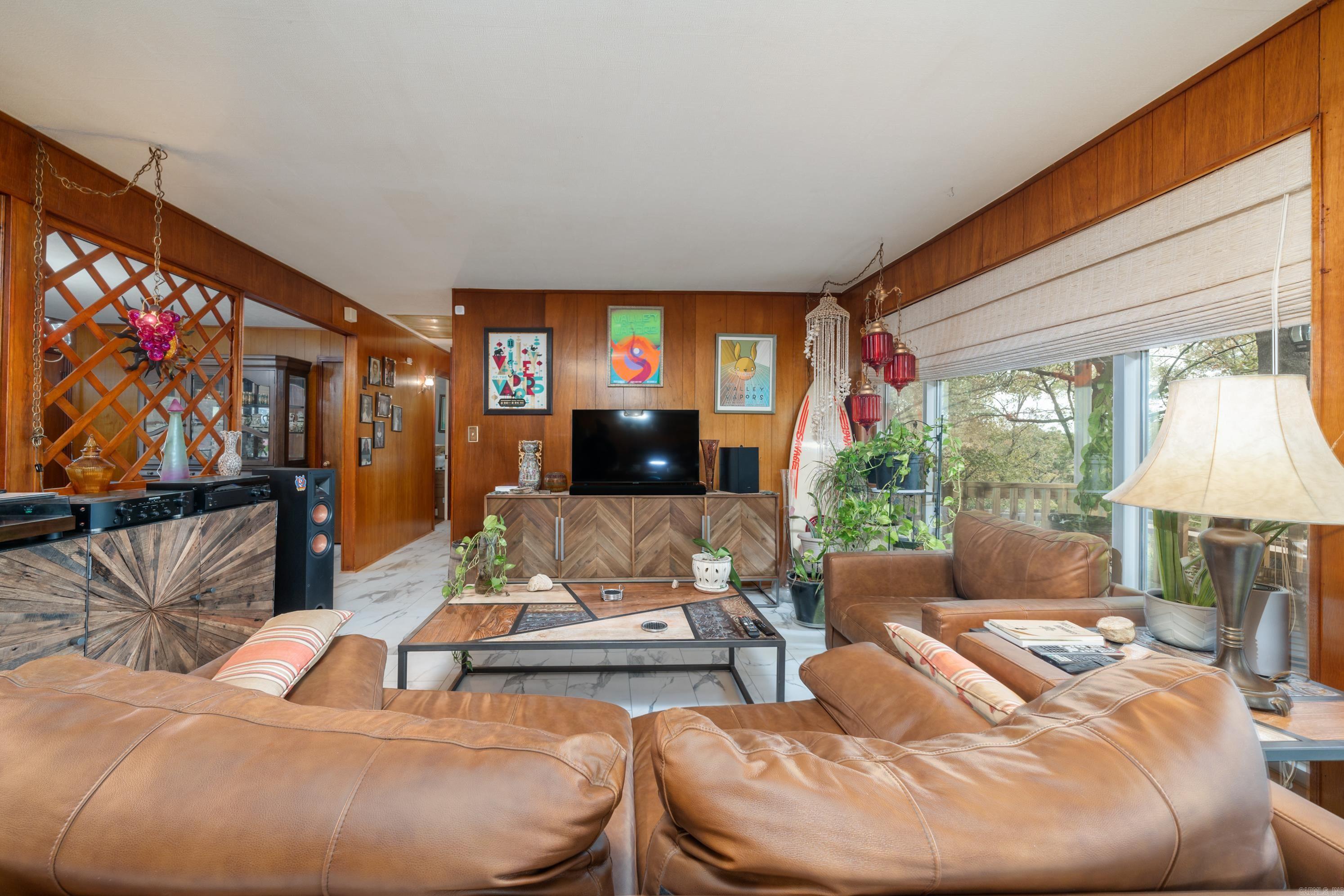 1342 Lakeshore Drive