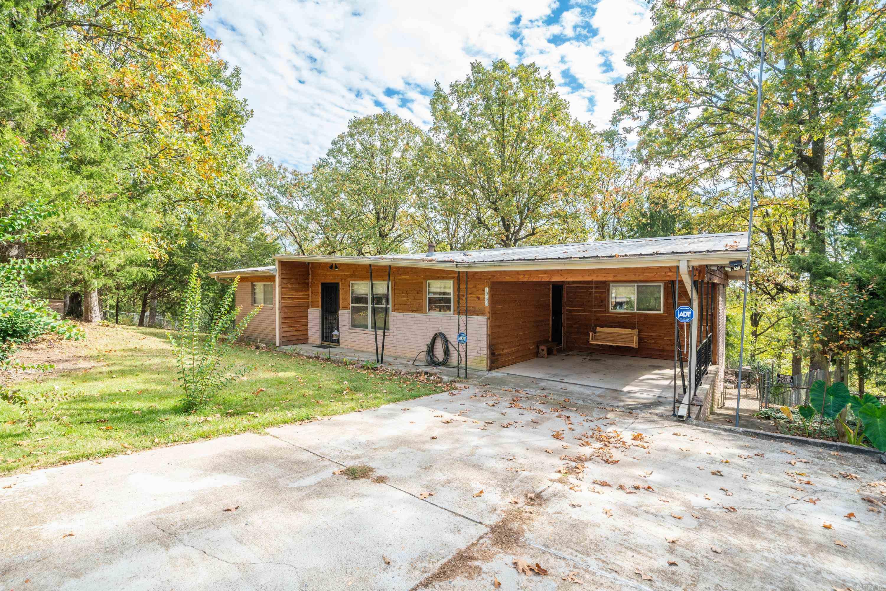 1342 Lakeshore Drive