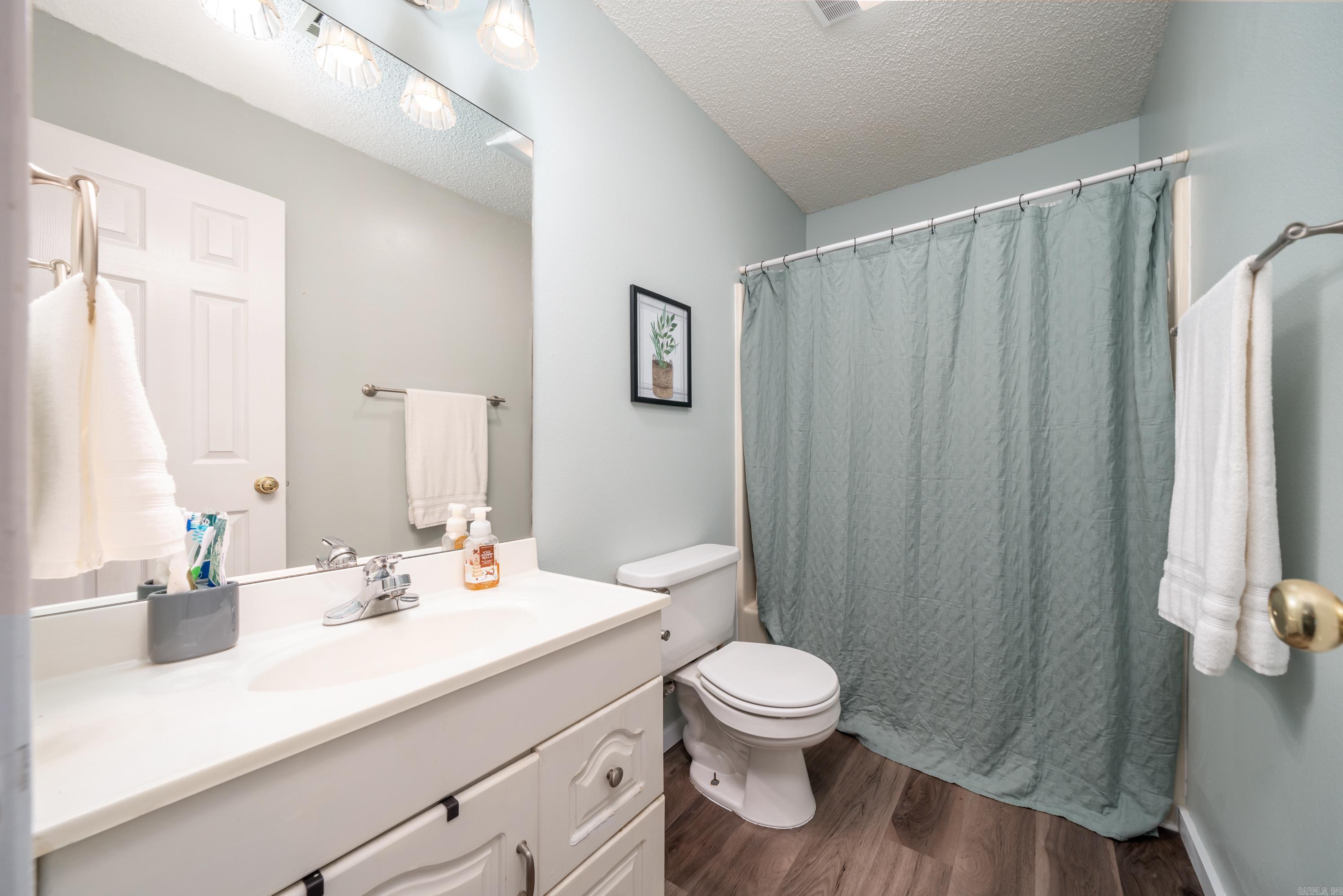 2521 Briarwood Drive