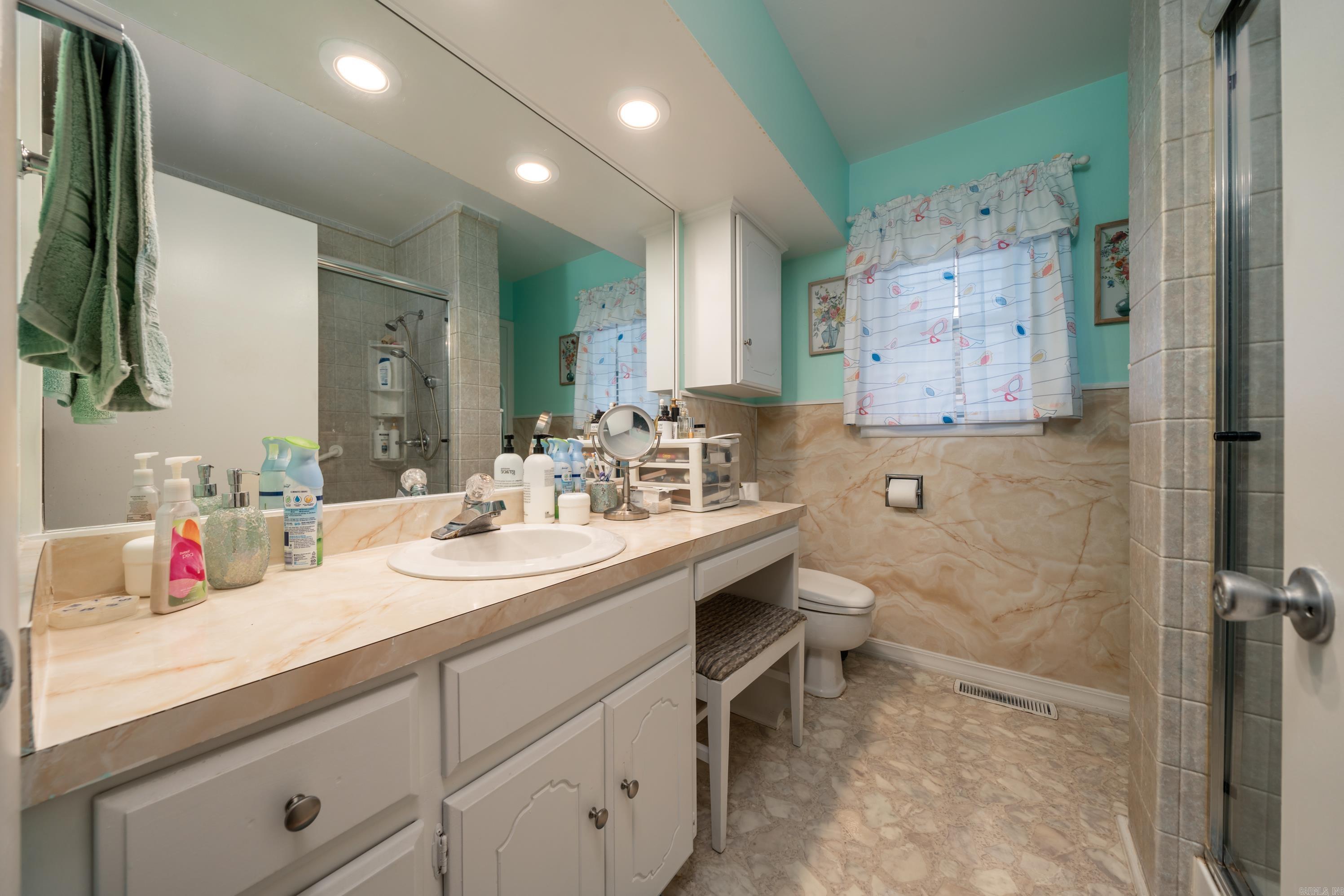 118 Valleyview Street