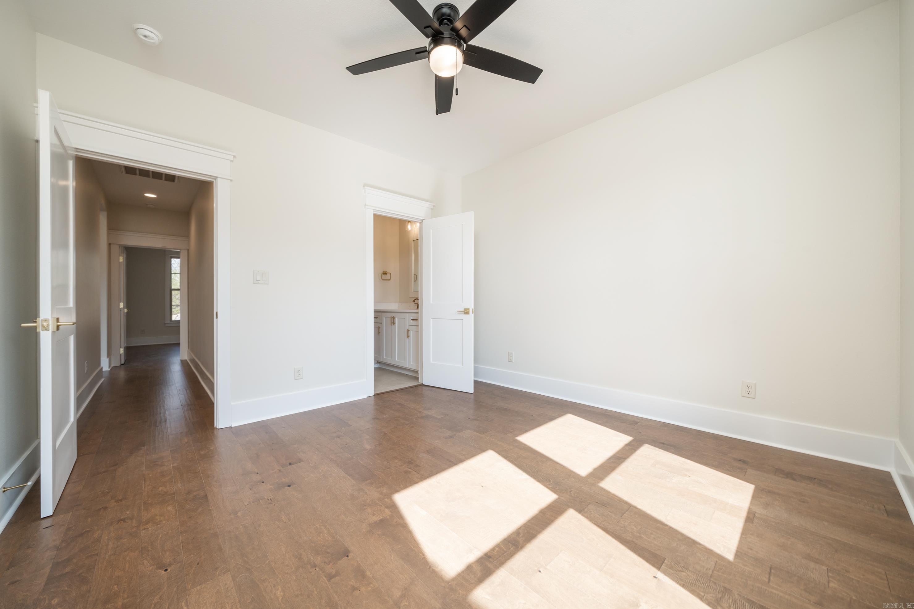 7 Alcazaba Way