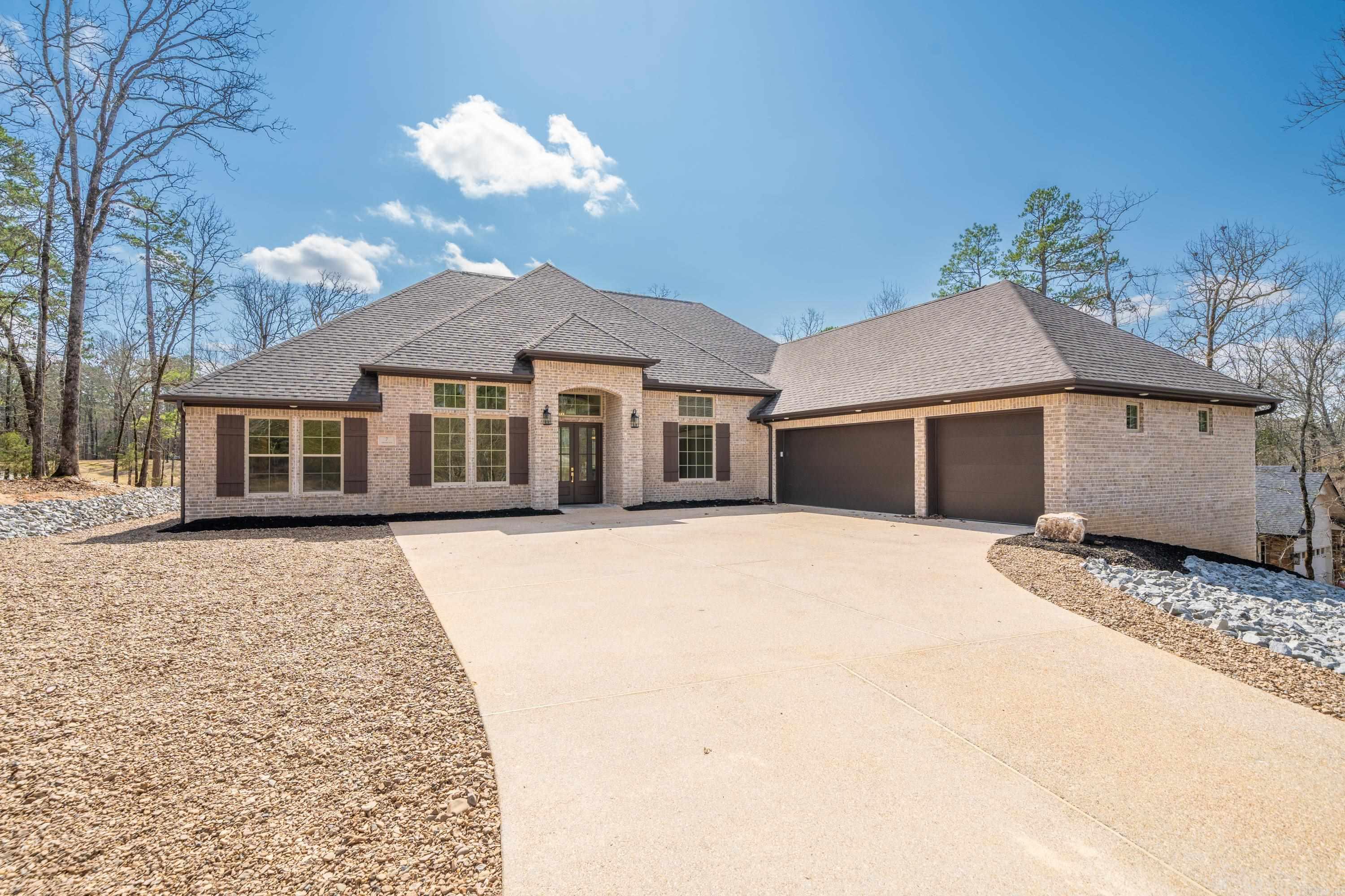 7 Alcazaba Way