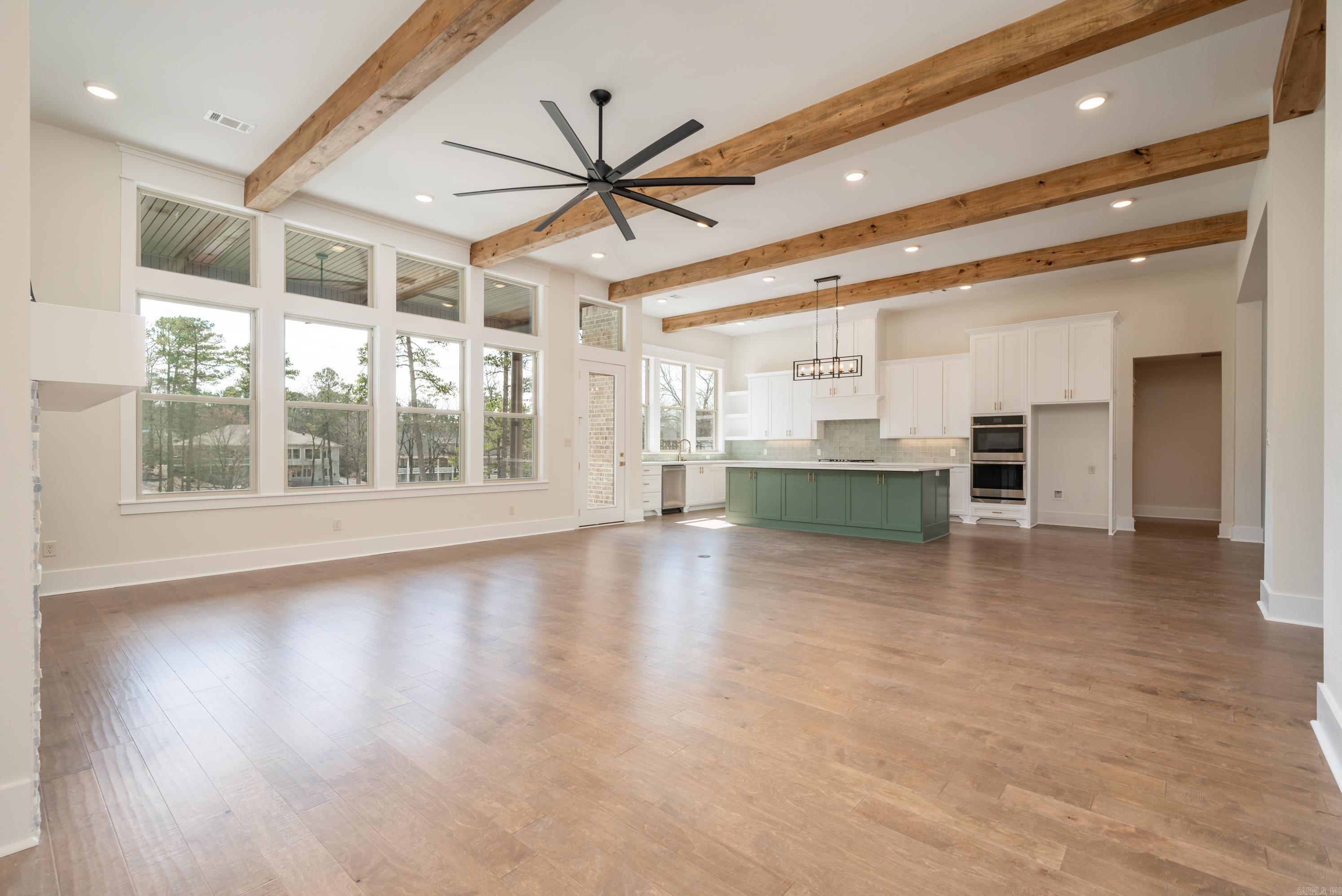7 Alcazaba Way