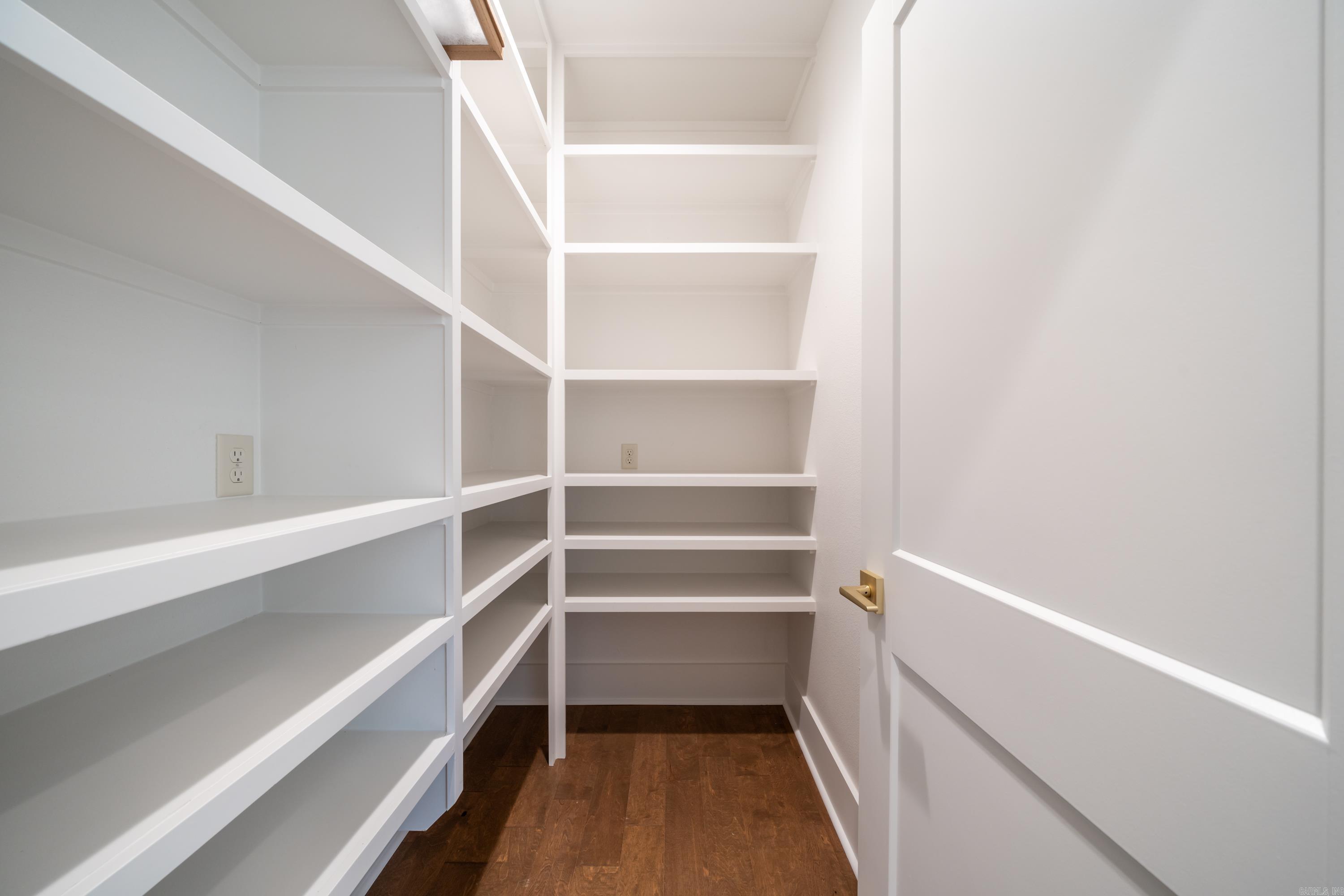 7 Alcazaba Way
