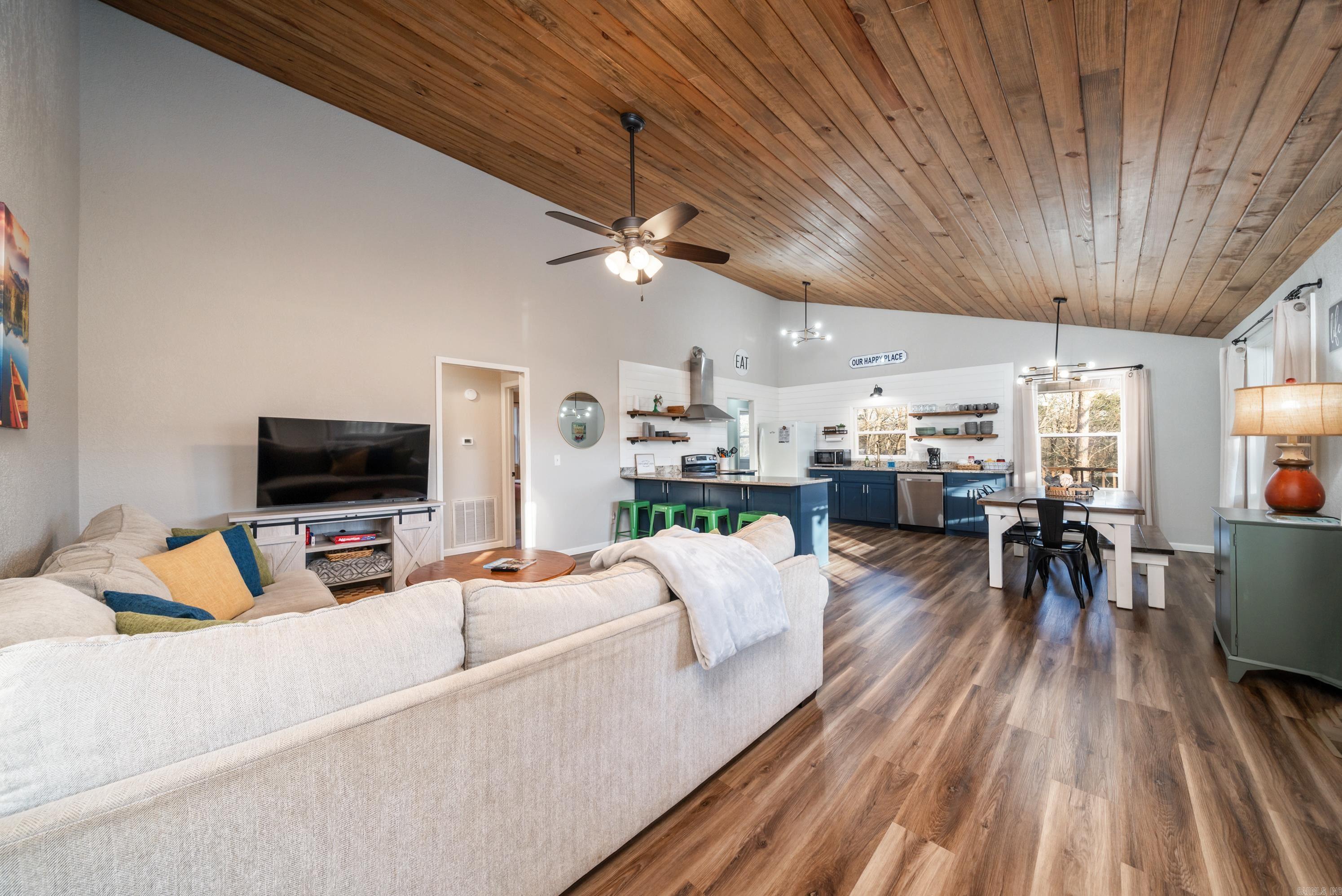 89 Loyd Cogburn Road