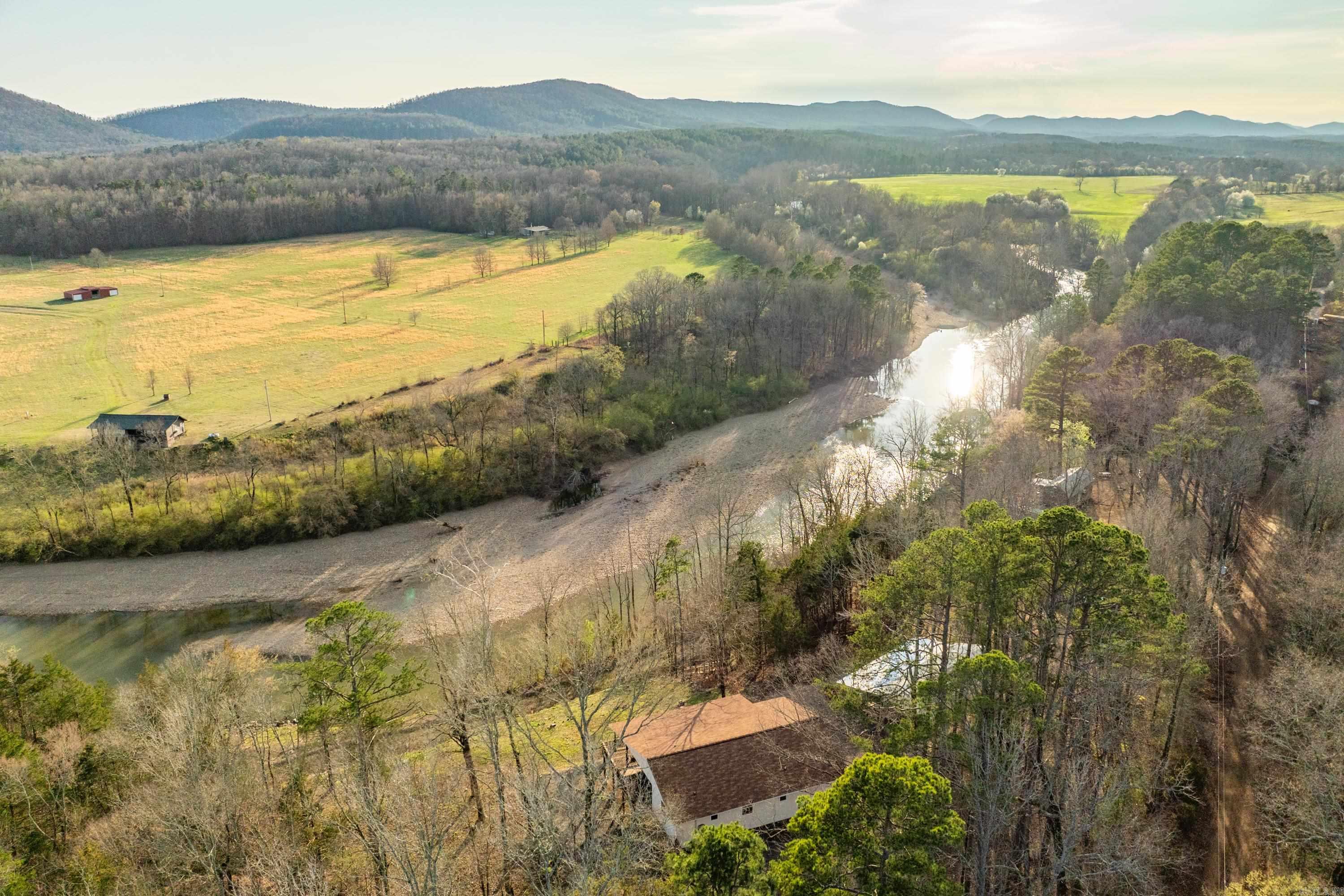 89 Loyd Cogburn Road