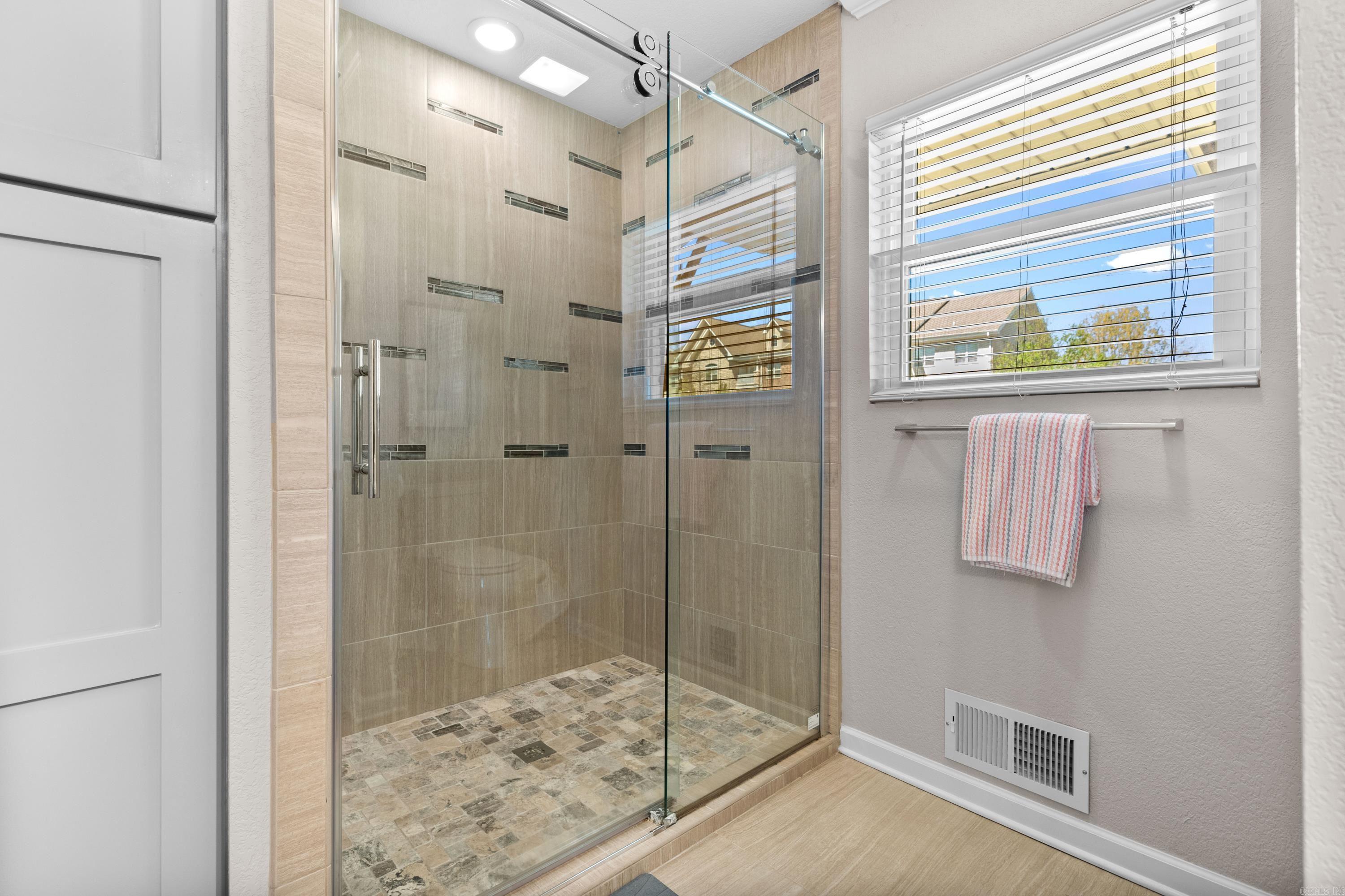 392 Lake Hamilton Drive