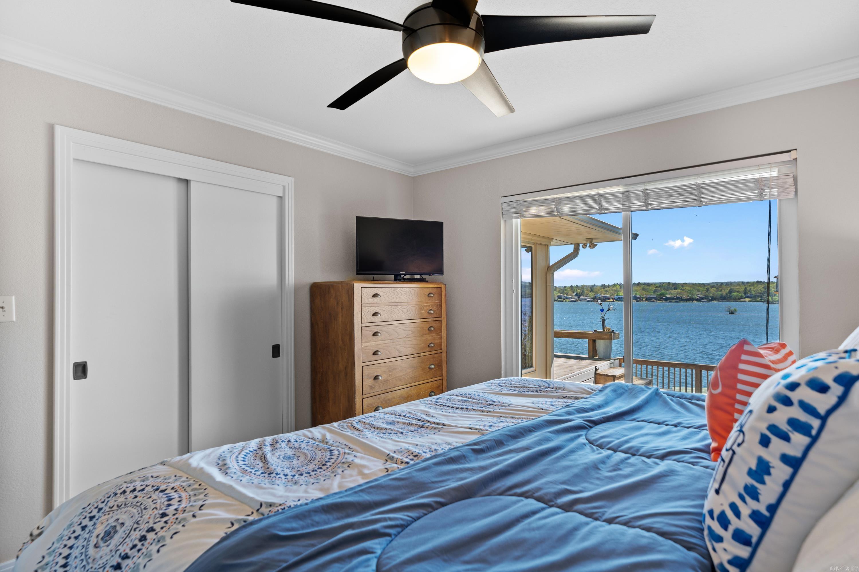 392 Lake Hamilton Drive