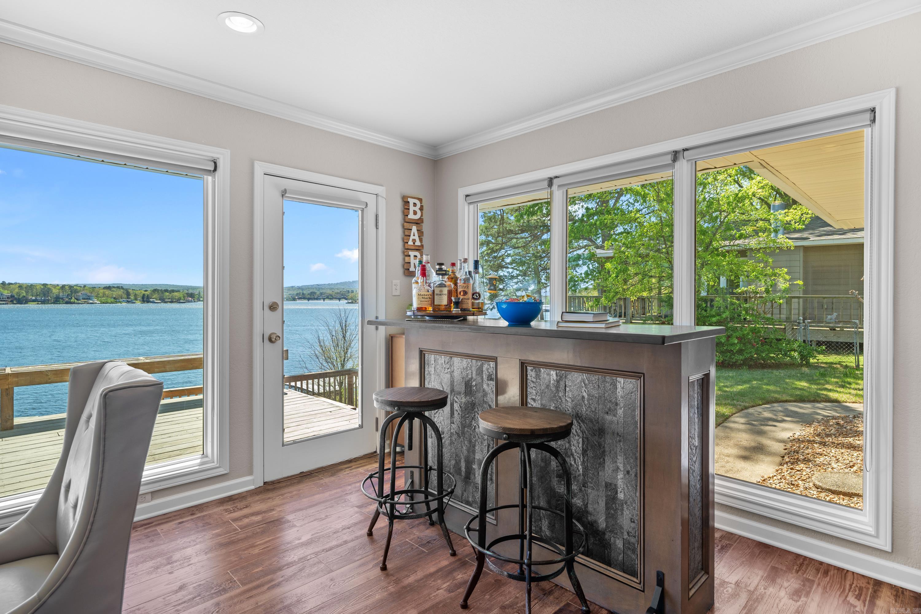 392 Lake Hamilton Drive