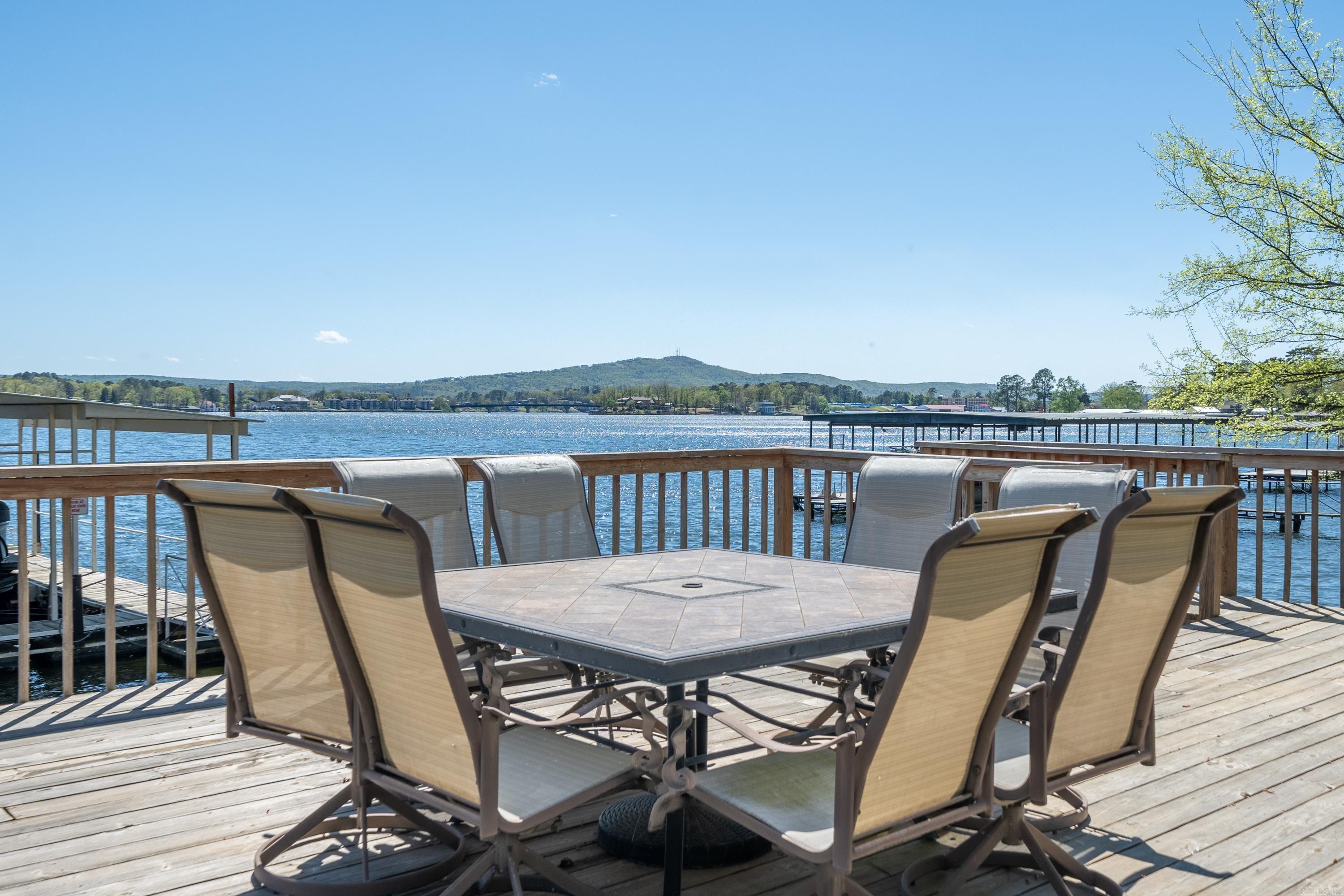 392 Lake Hamilton Drive