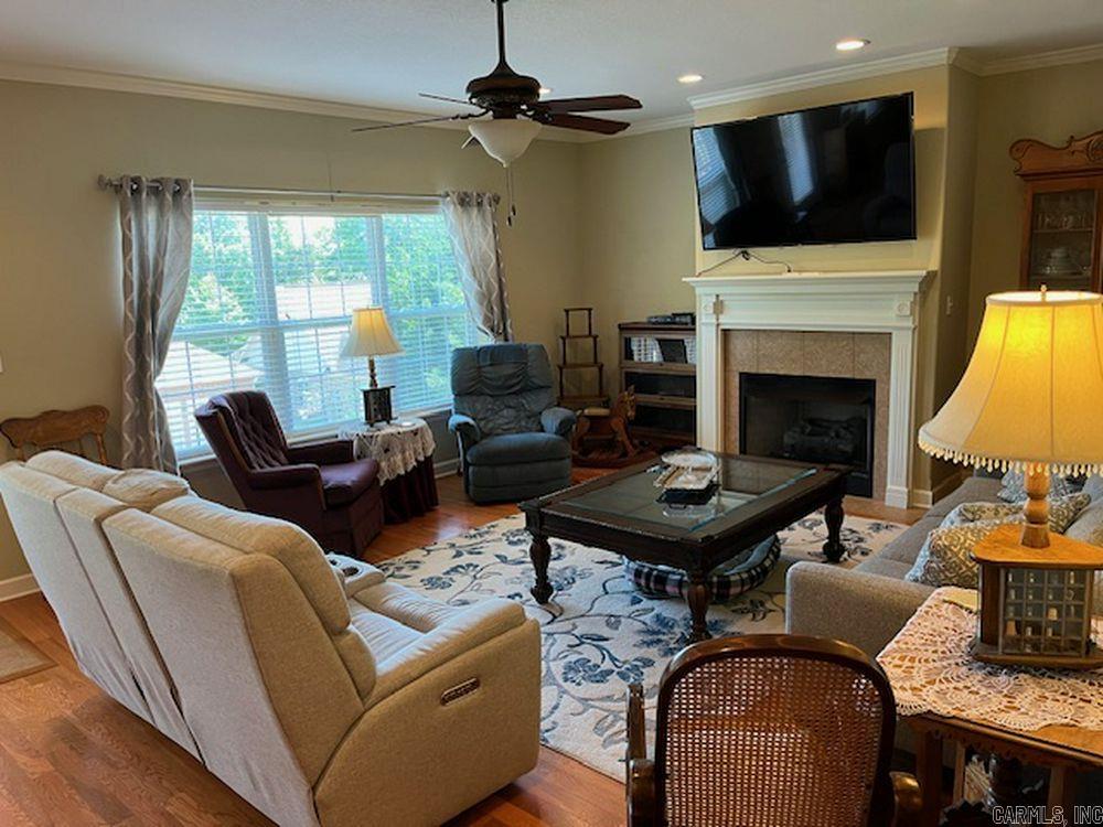 129 Fox Run Circle