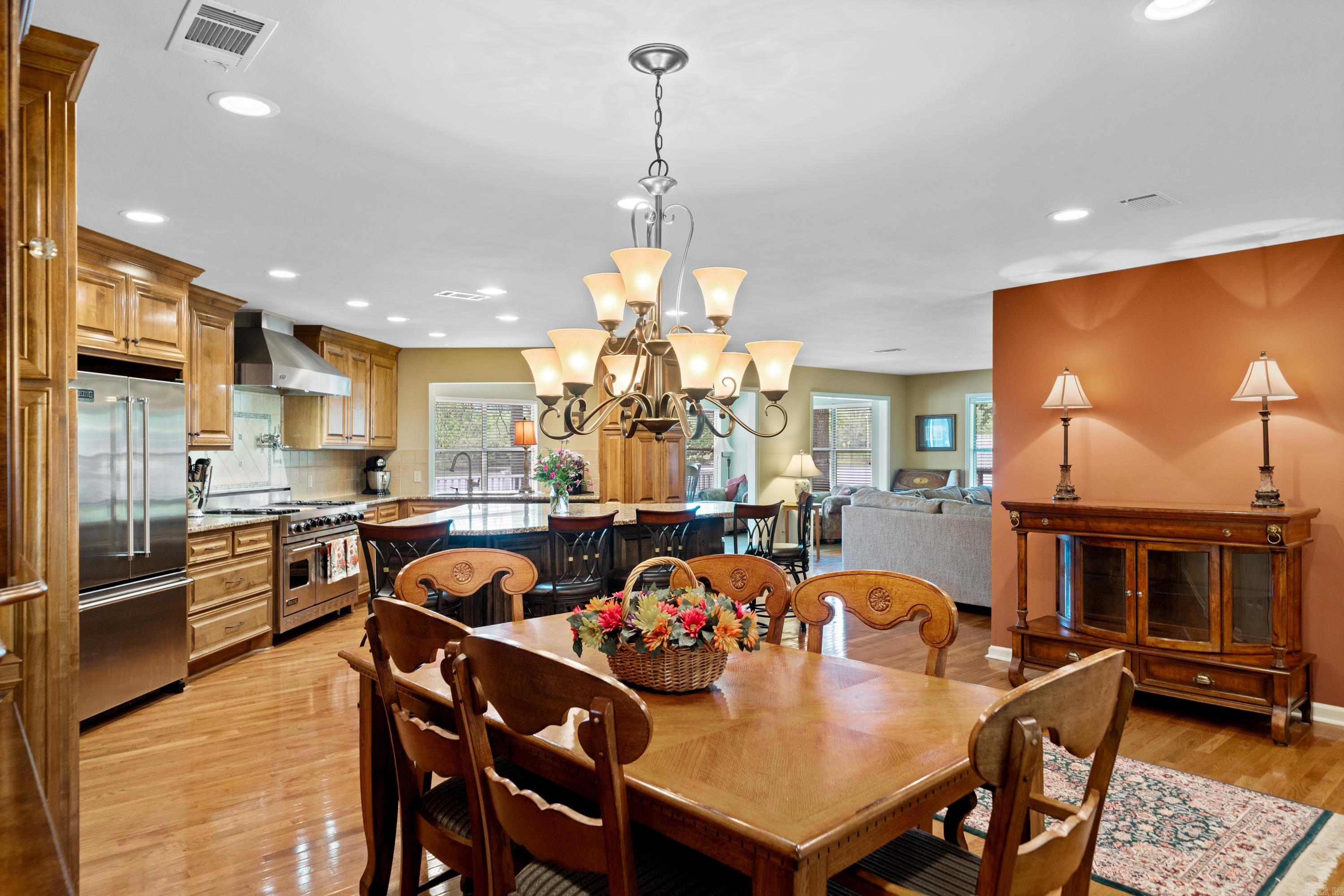 123 Lakesouth Terrace